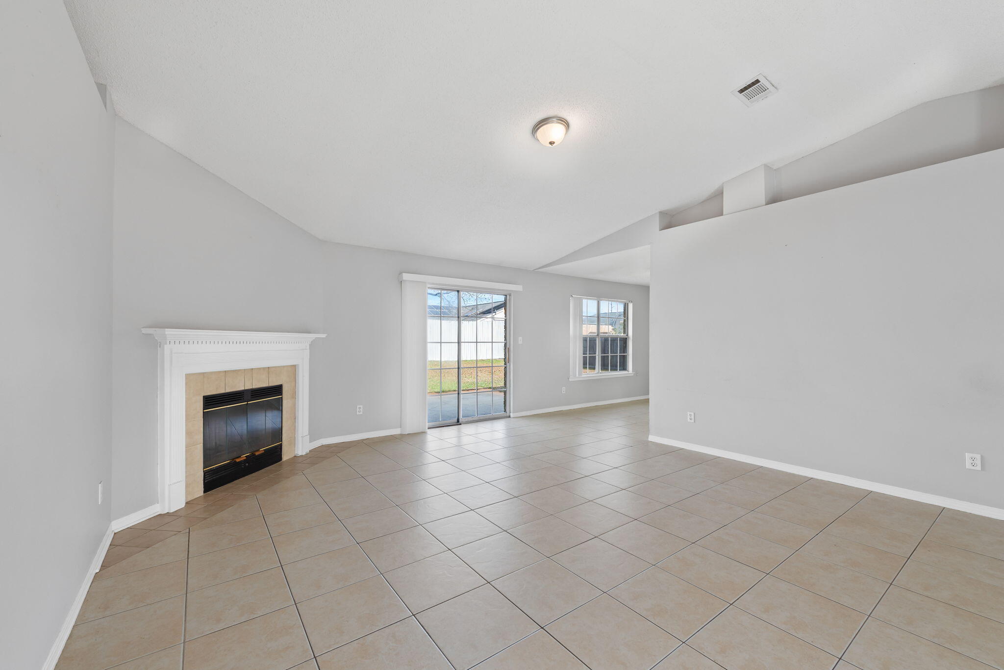 9512 Brentwood Boulevard