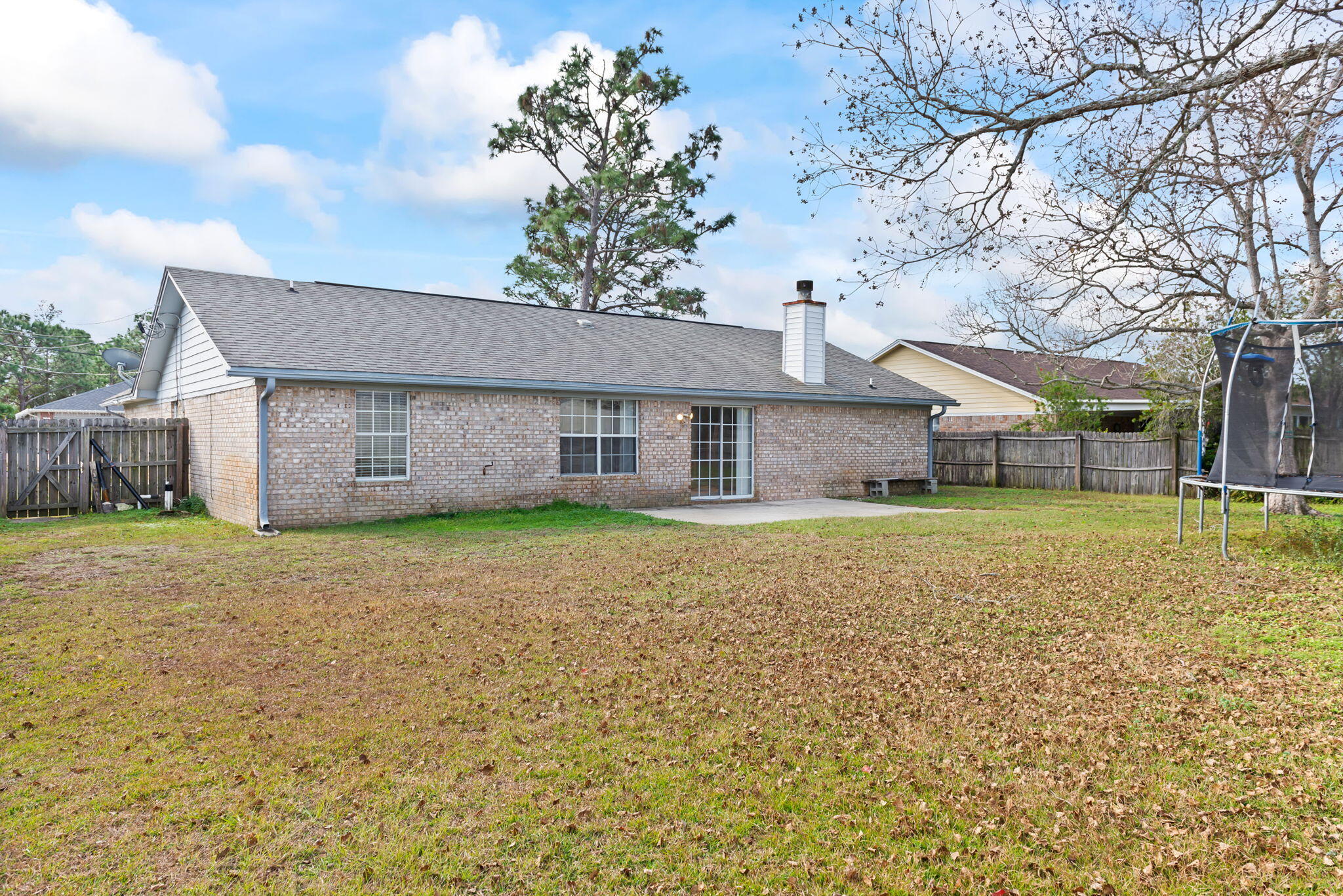 9512 Brentwood Boulevard