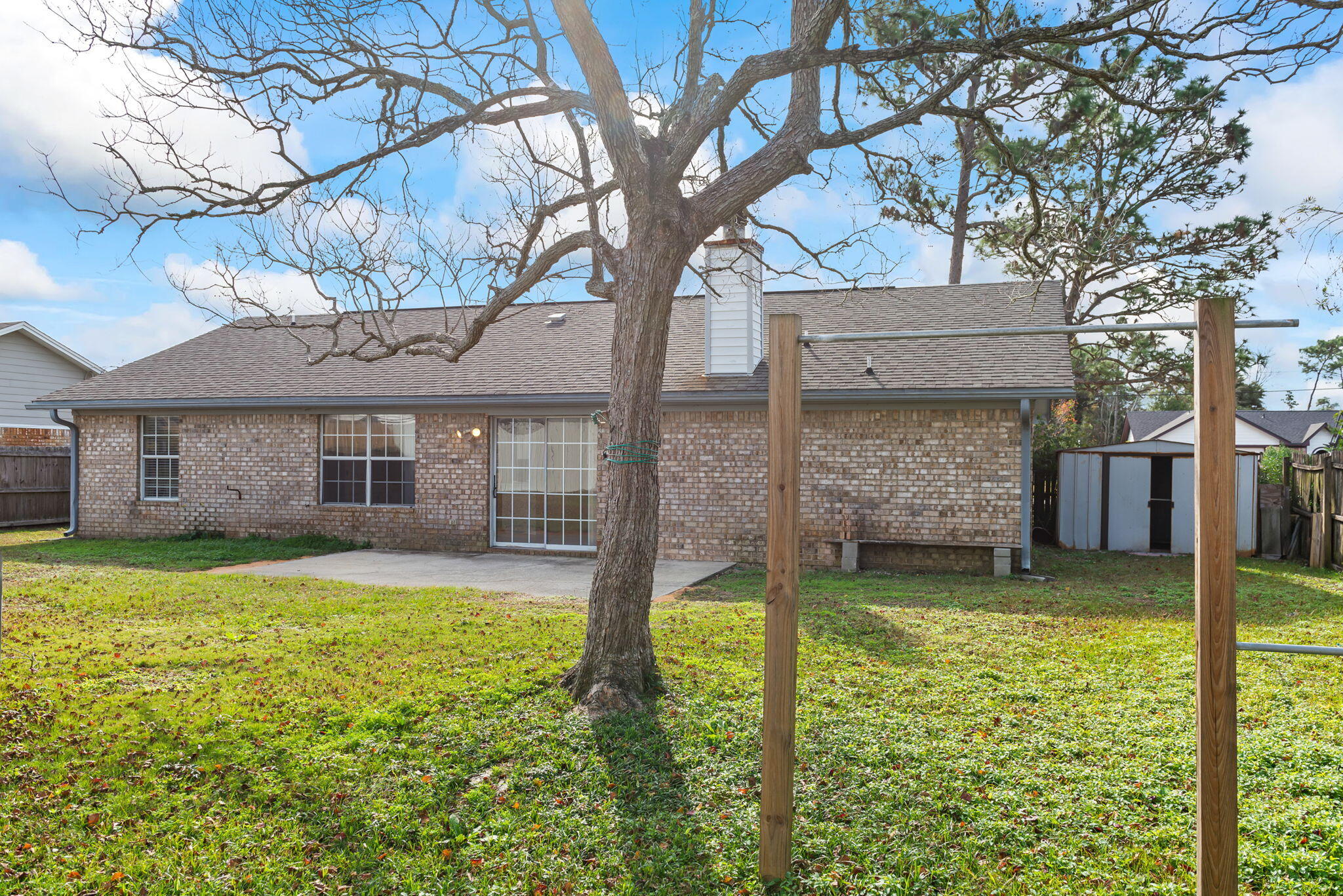 9512 Brentwood Boulevard