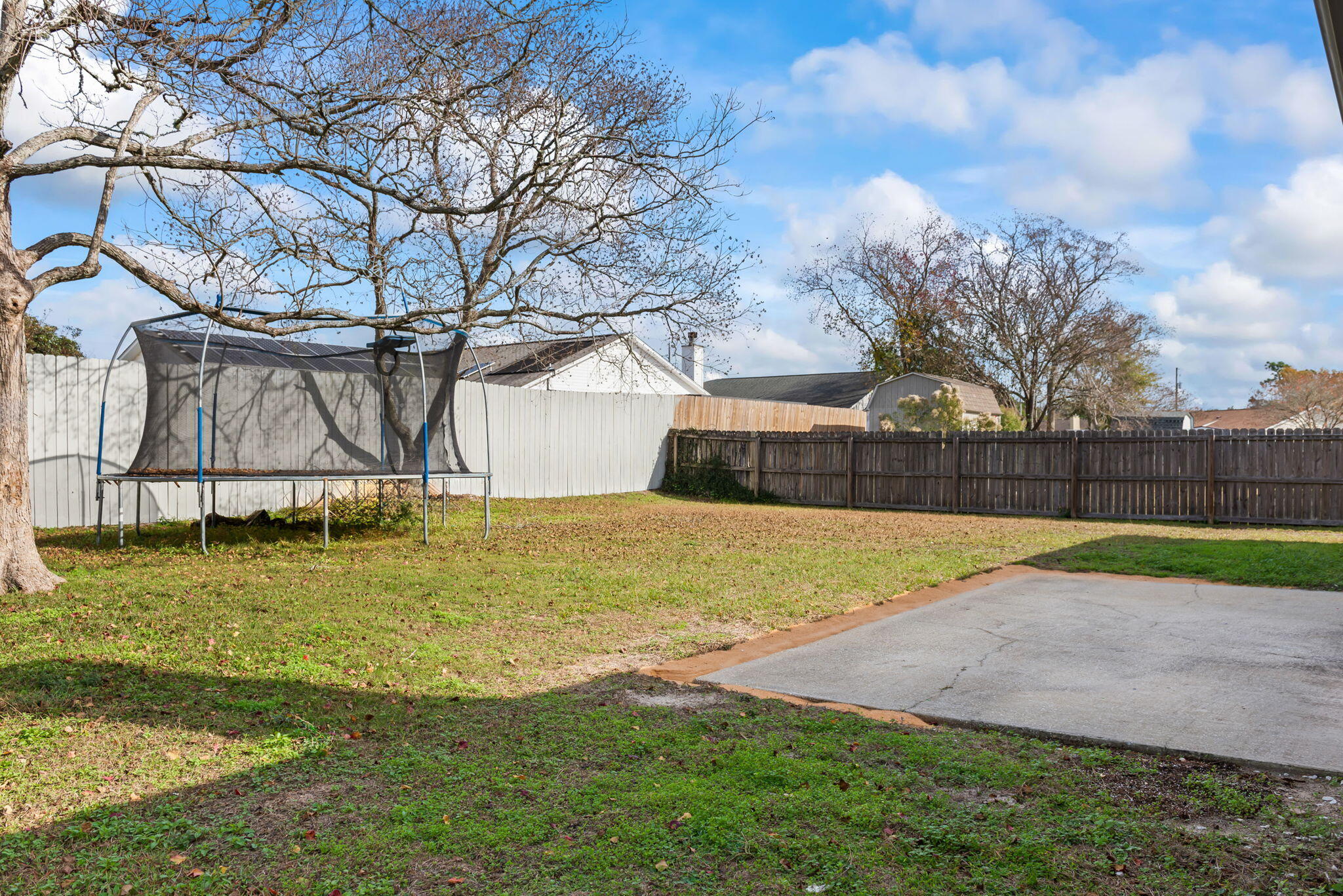 9512 Brentwood Boulevard