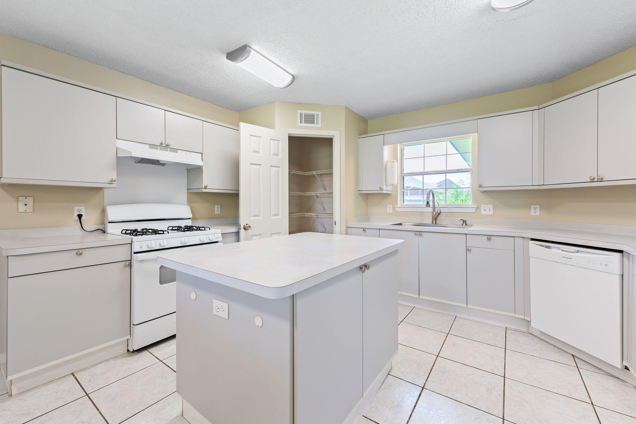 2289 Orion Lake Drive