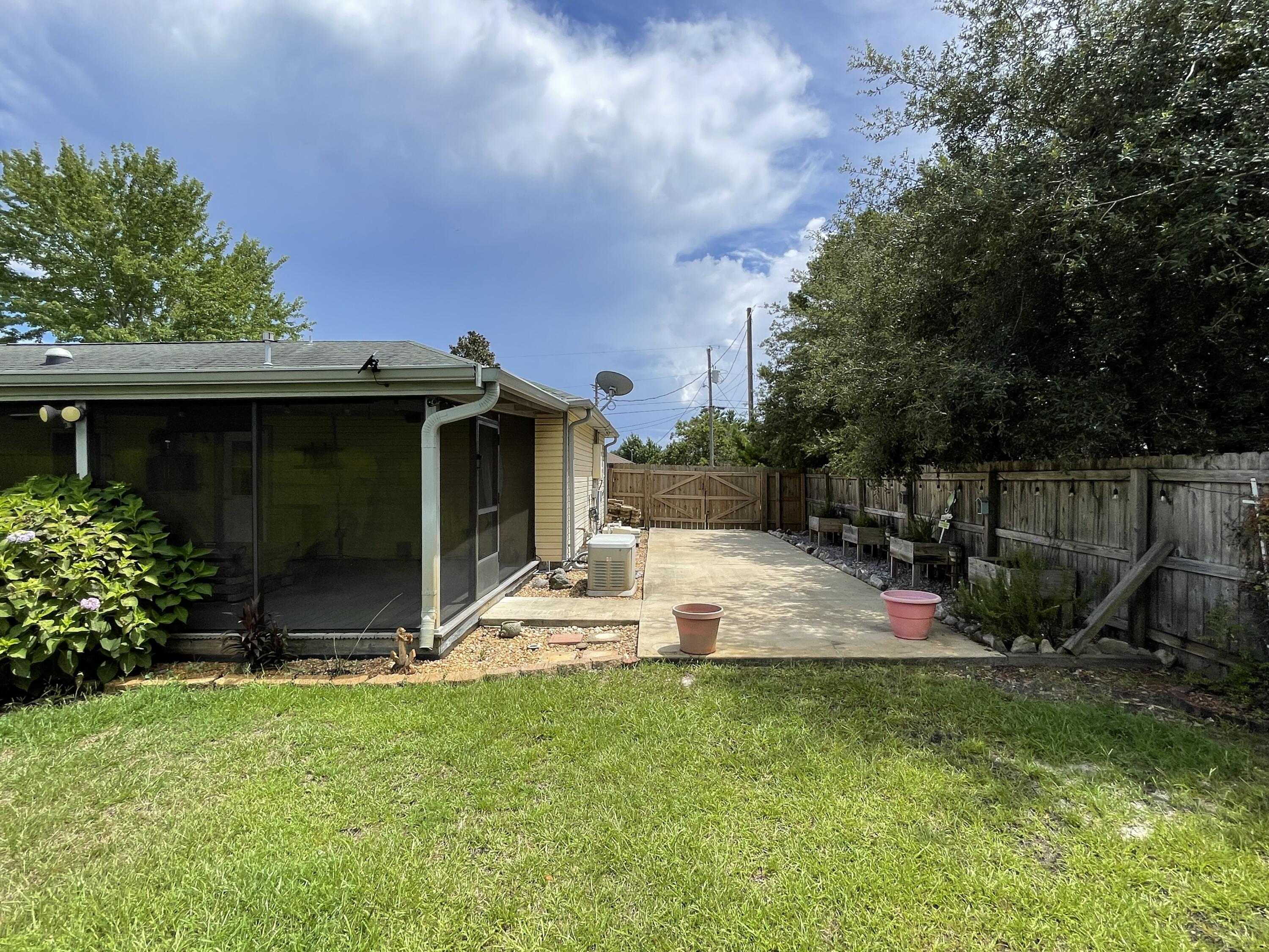 8632 El Paseo Street