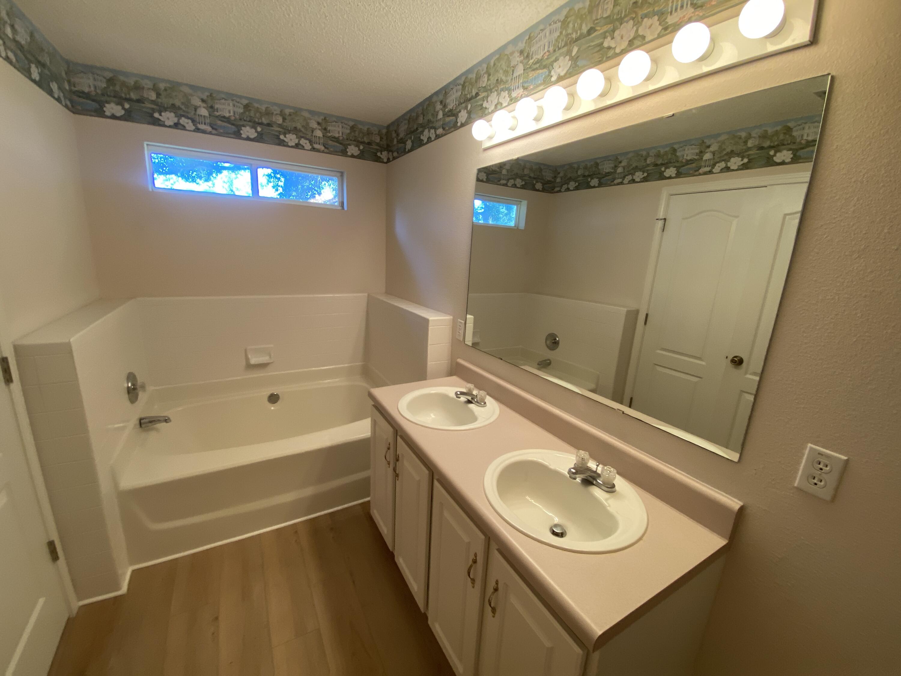 6406 Outrigger Cove