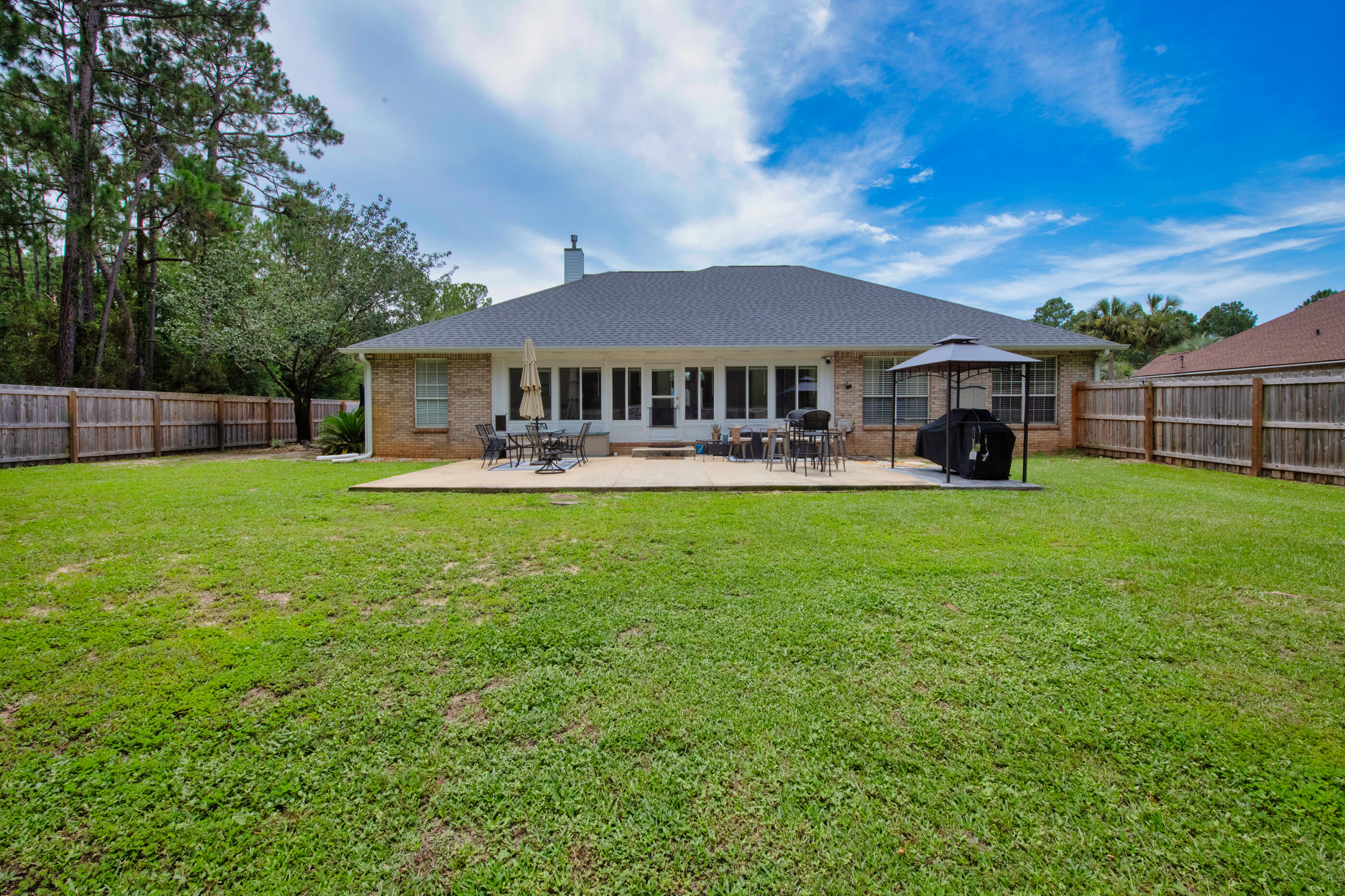 7152 Snug Waters Road