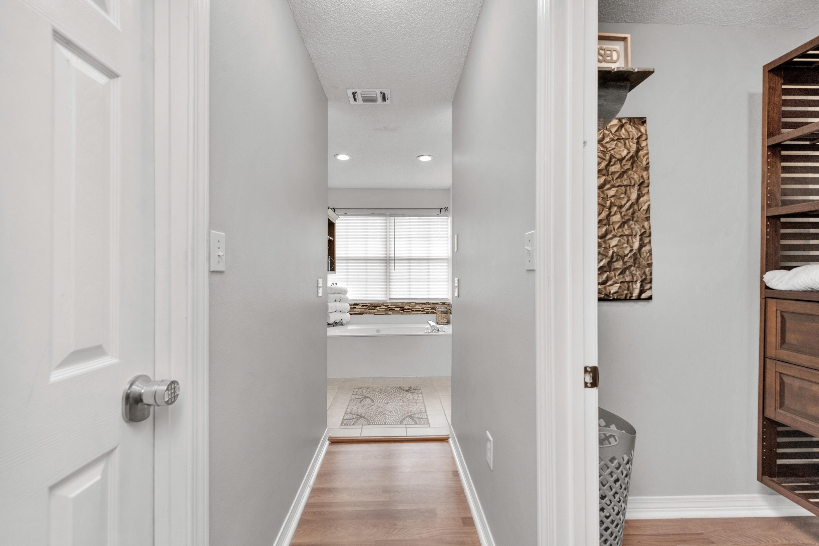 7152 Snug Waters Road