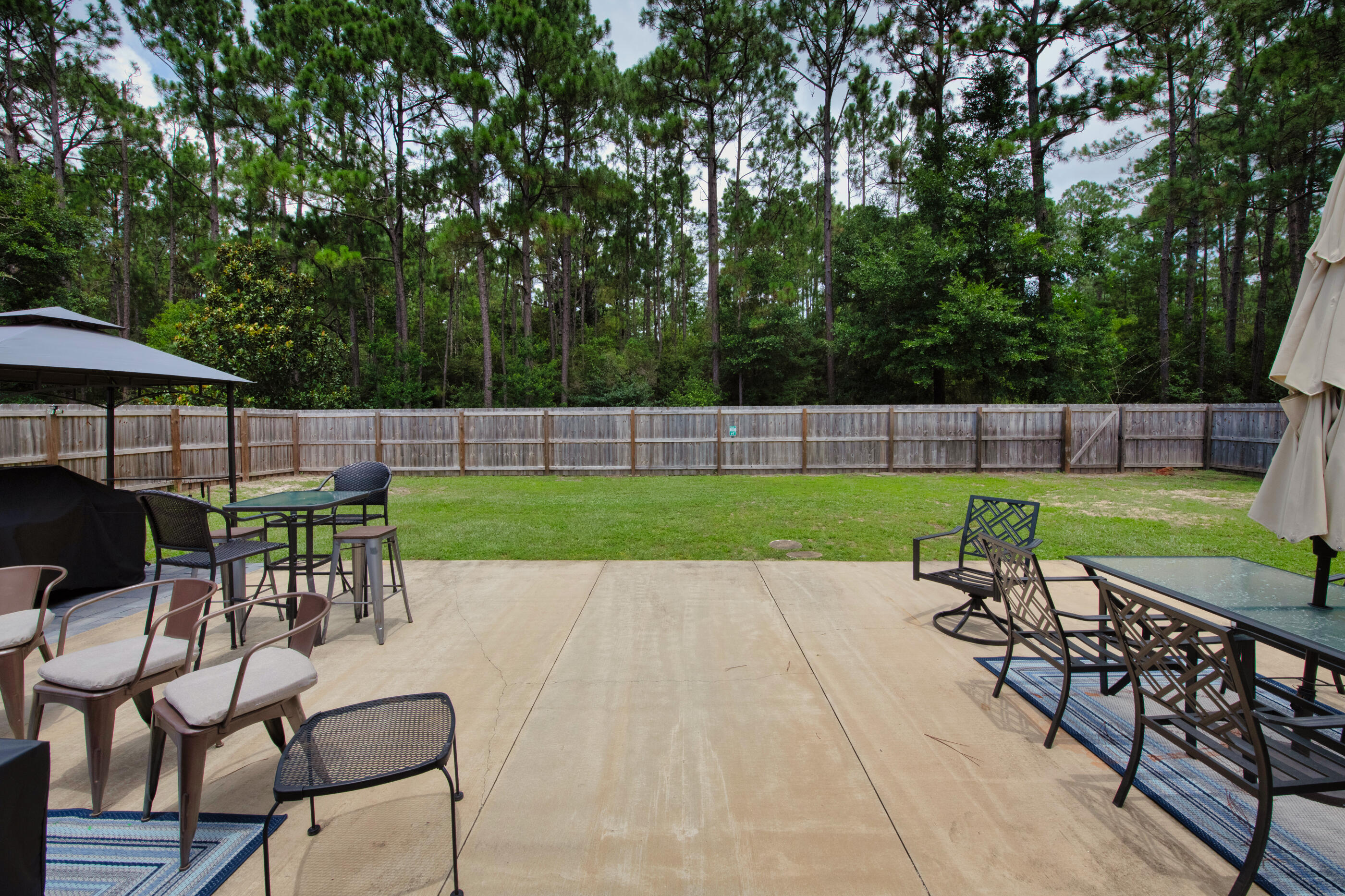 7152 Snug Waters Road