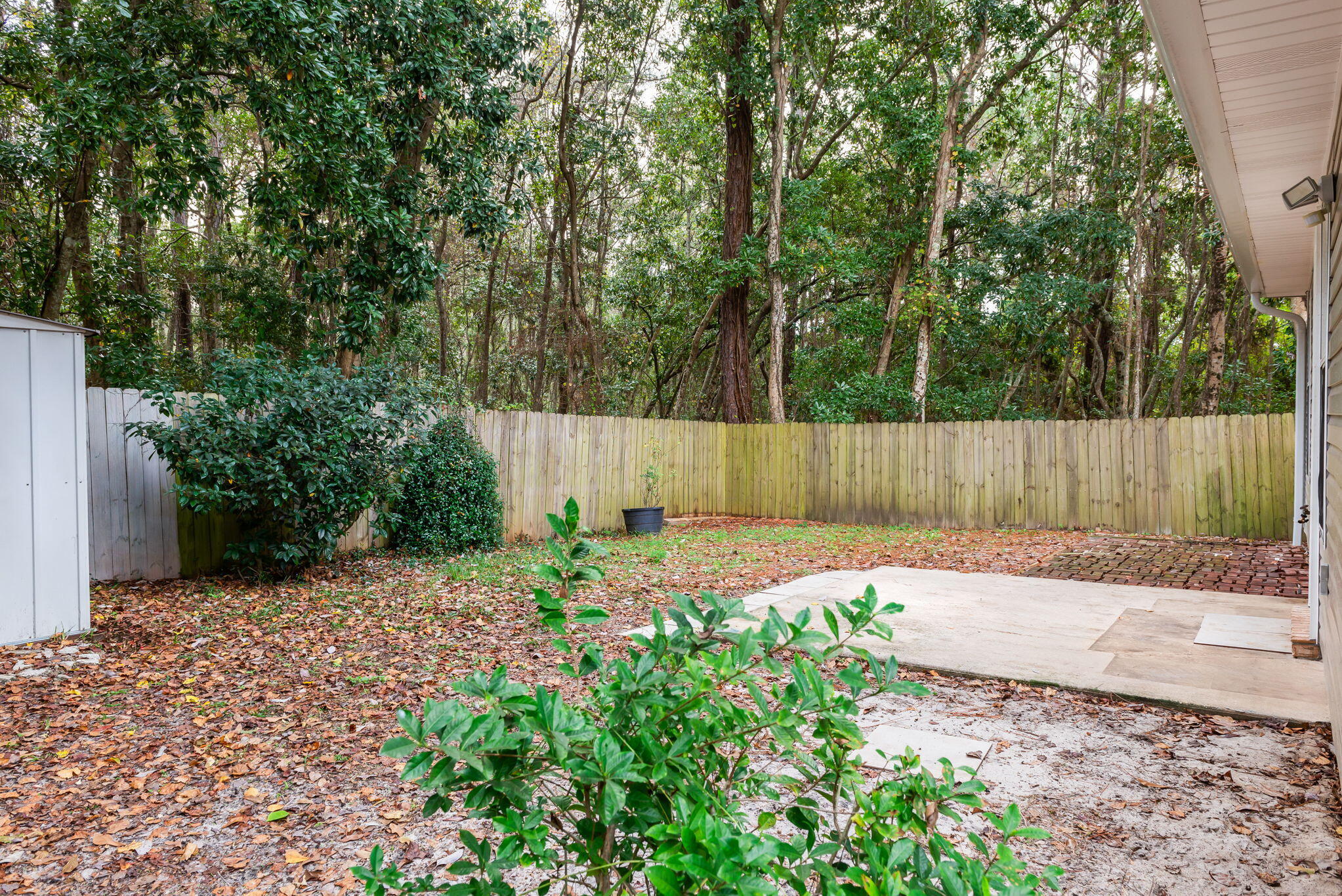 493 Woodfern Avenue Avenue
