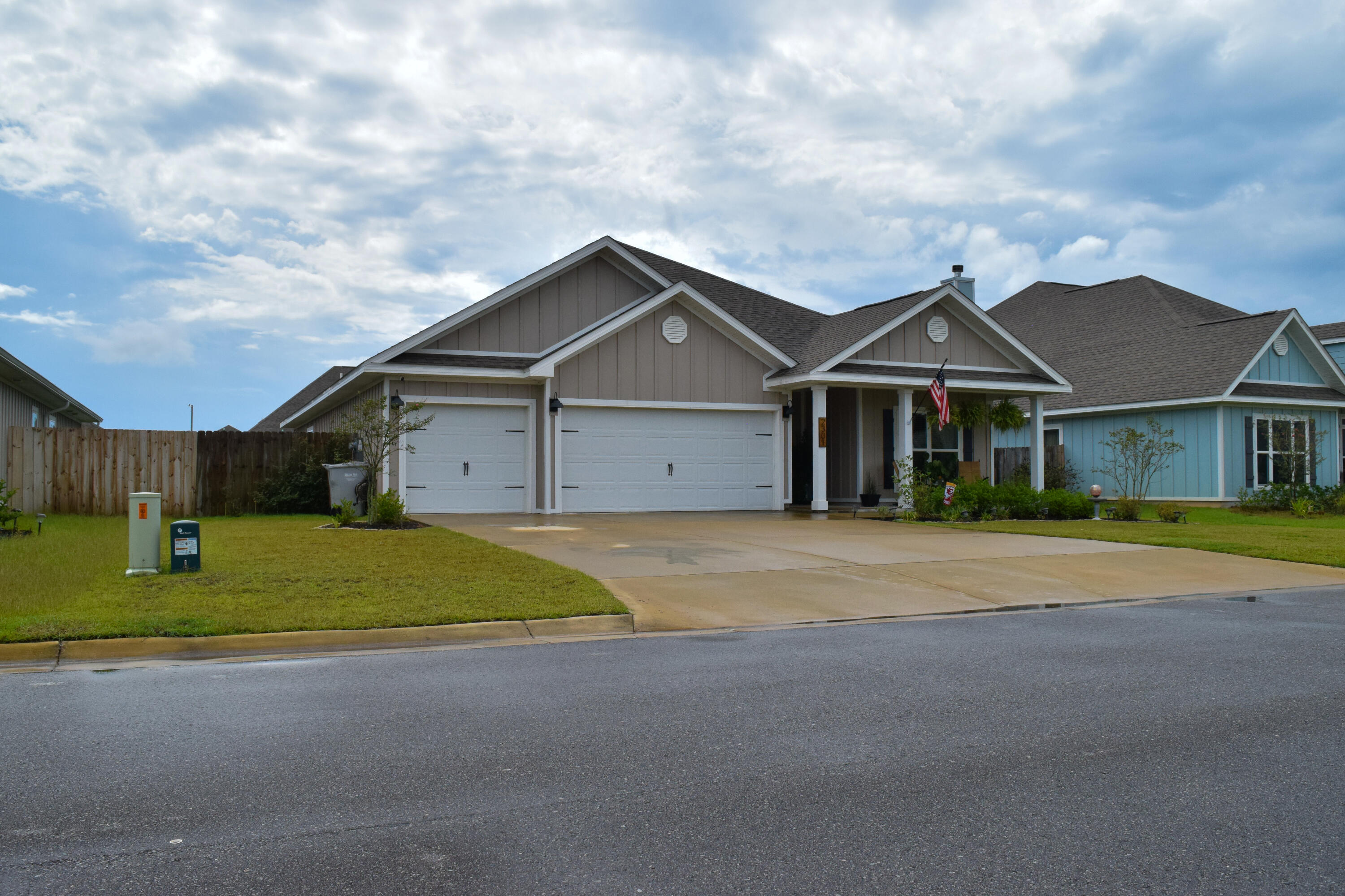 2301 Cloudberry Drive