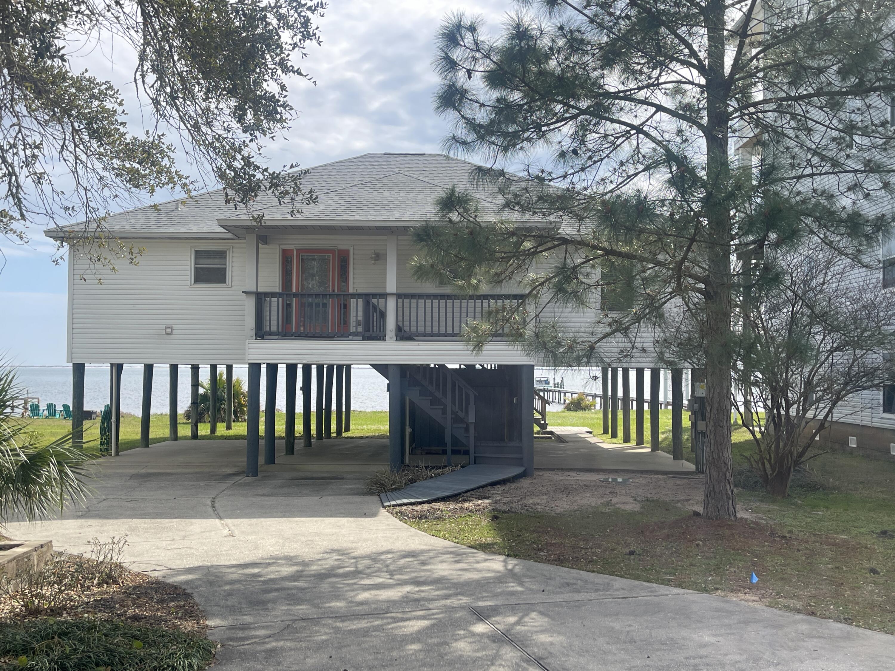 5259 Soundside Drive