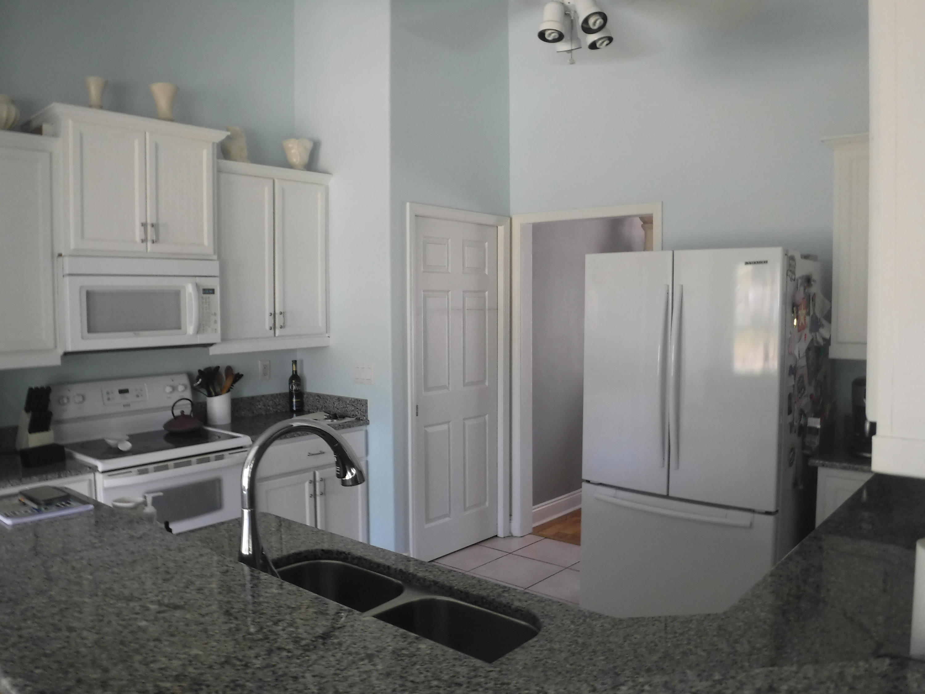 7546 Pepperwood Street