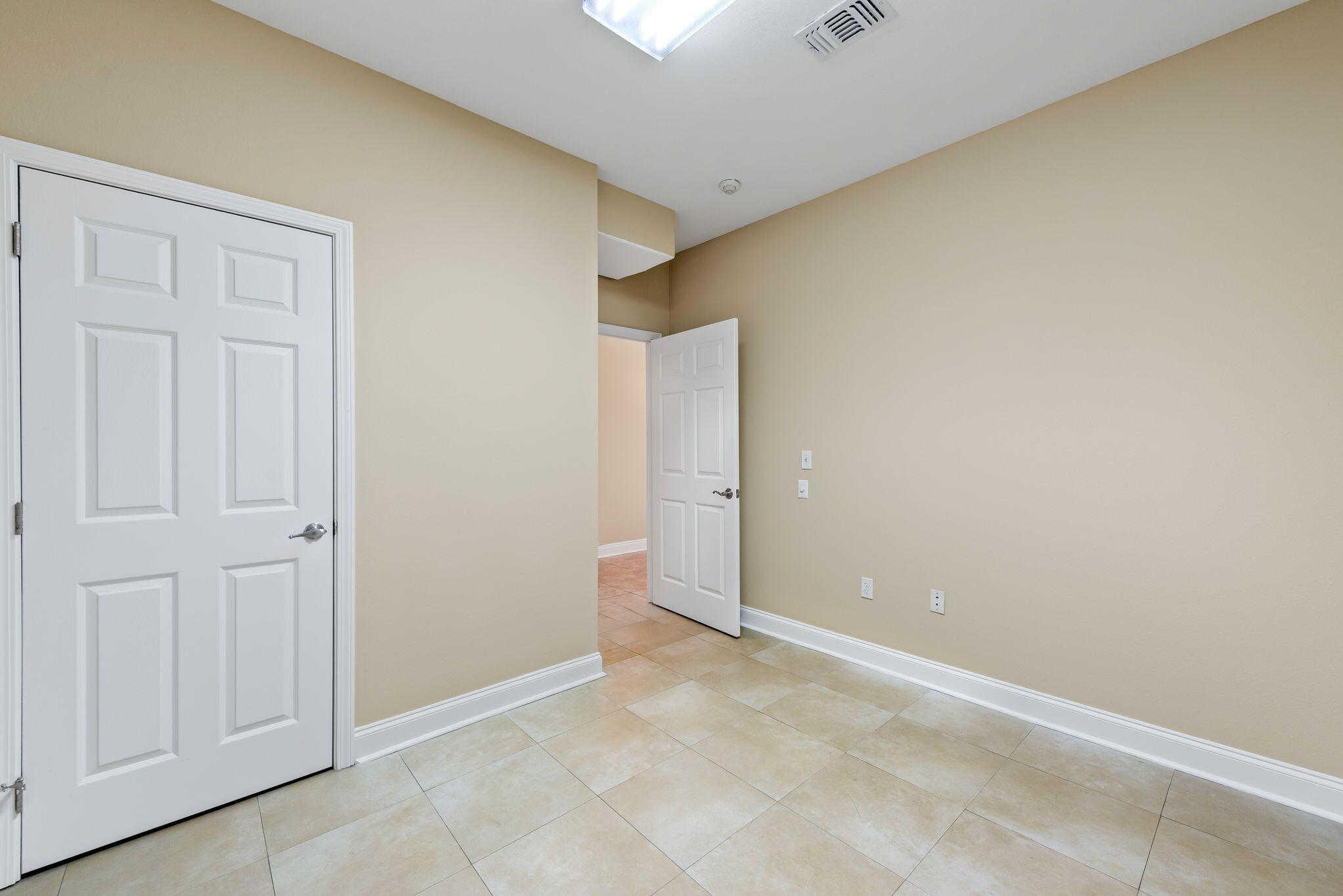 7552 Navarre Parkway Unit: UNIT 42