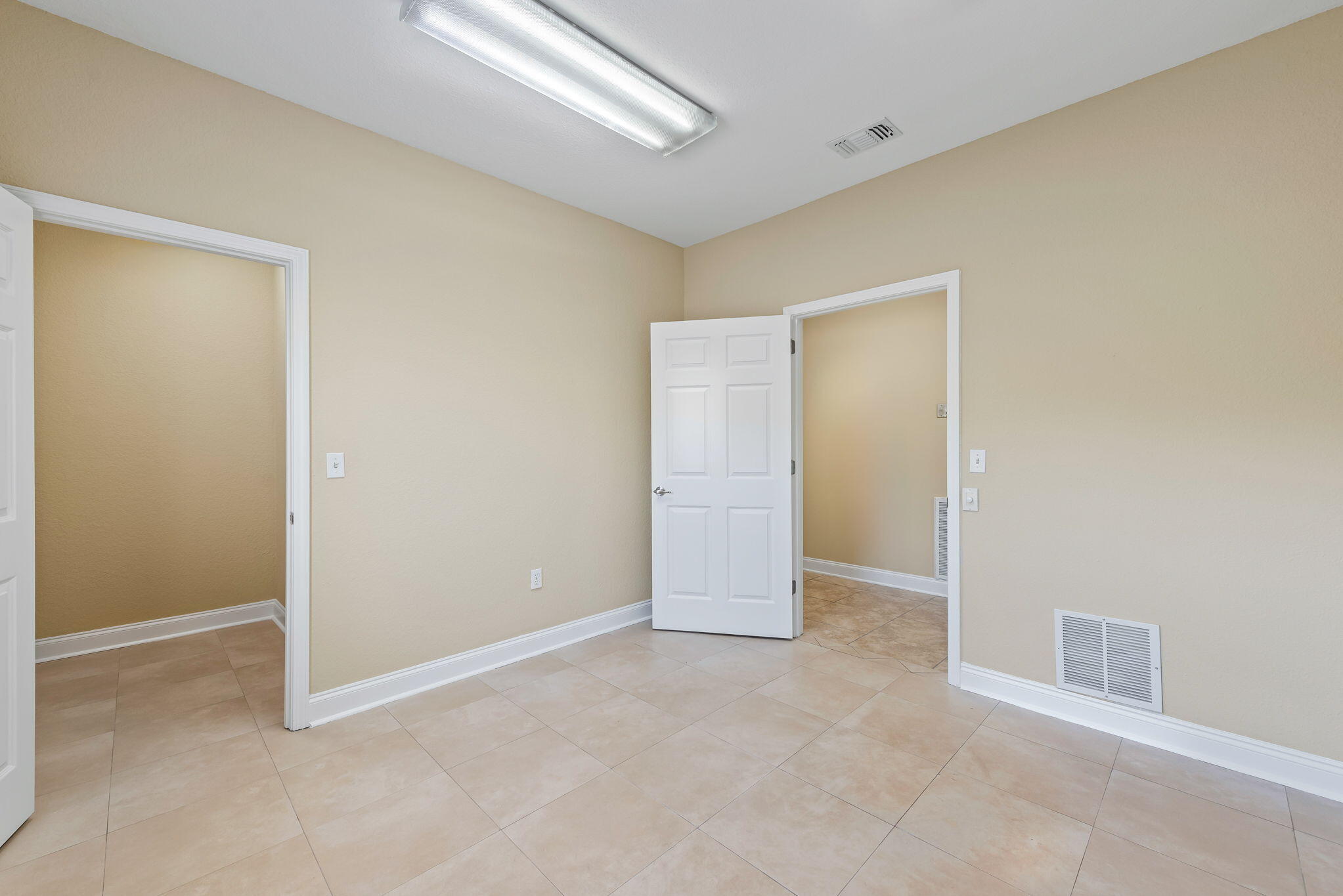 7552 Navarre Parkway Unit: UNIT 42