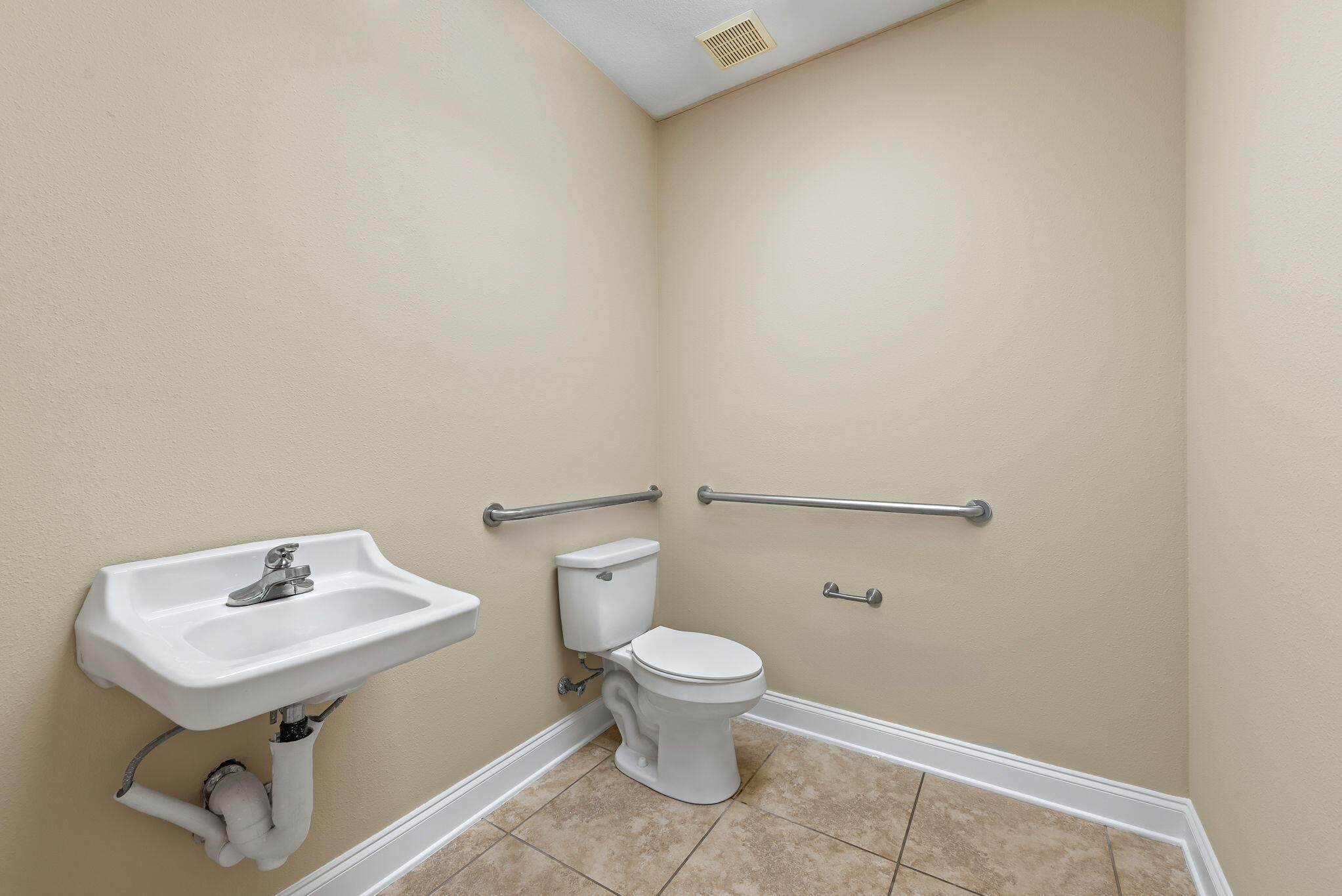 7552 Navarre Parkway Unit: UNIT 42