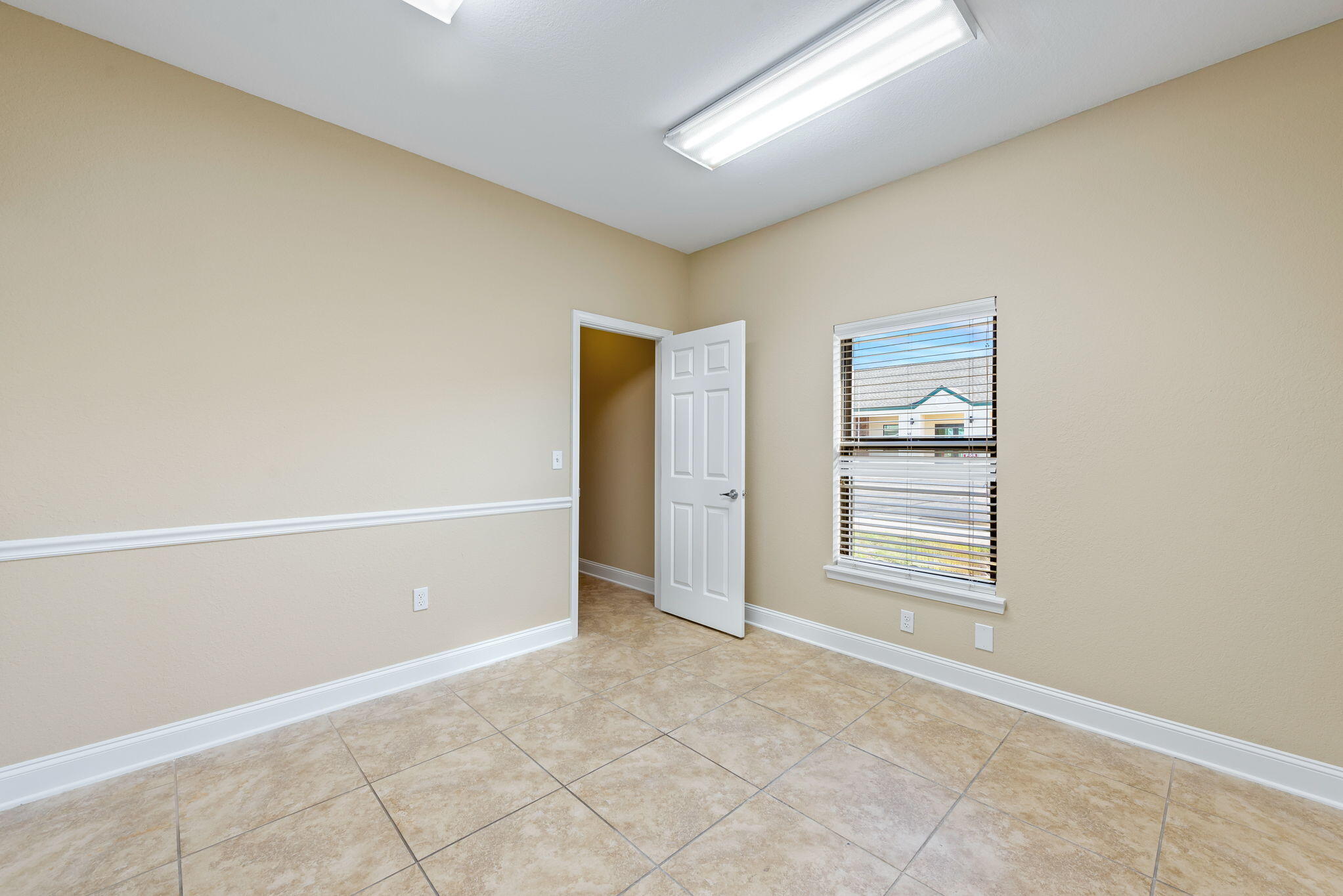 7552 Navarre Parkway Unit: UNIT 42