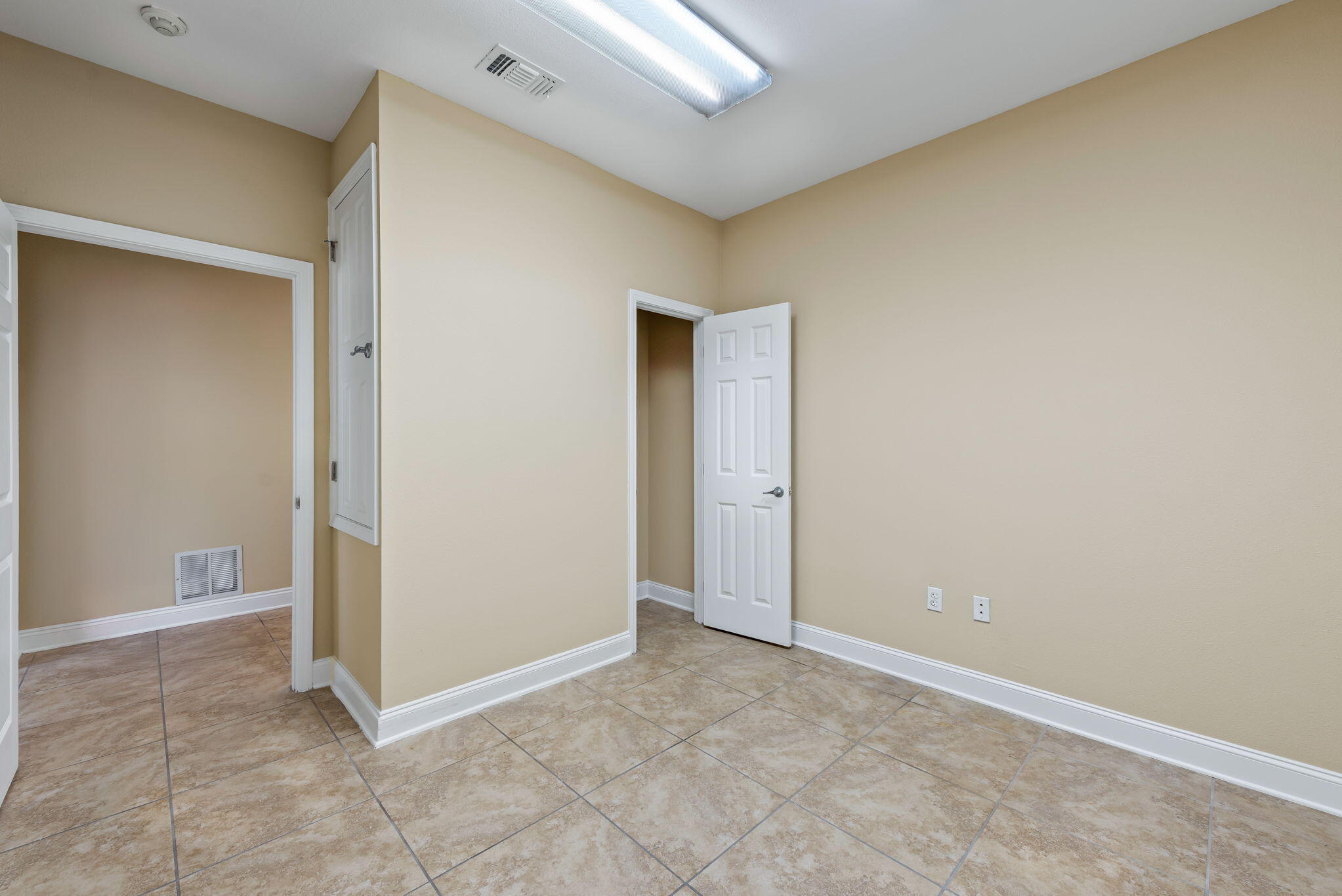 7552 Navarre Parkway Unit: UNIT 42