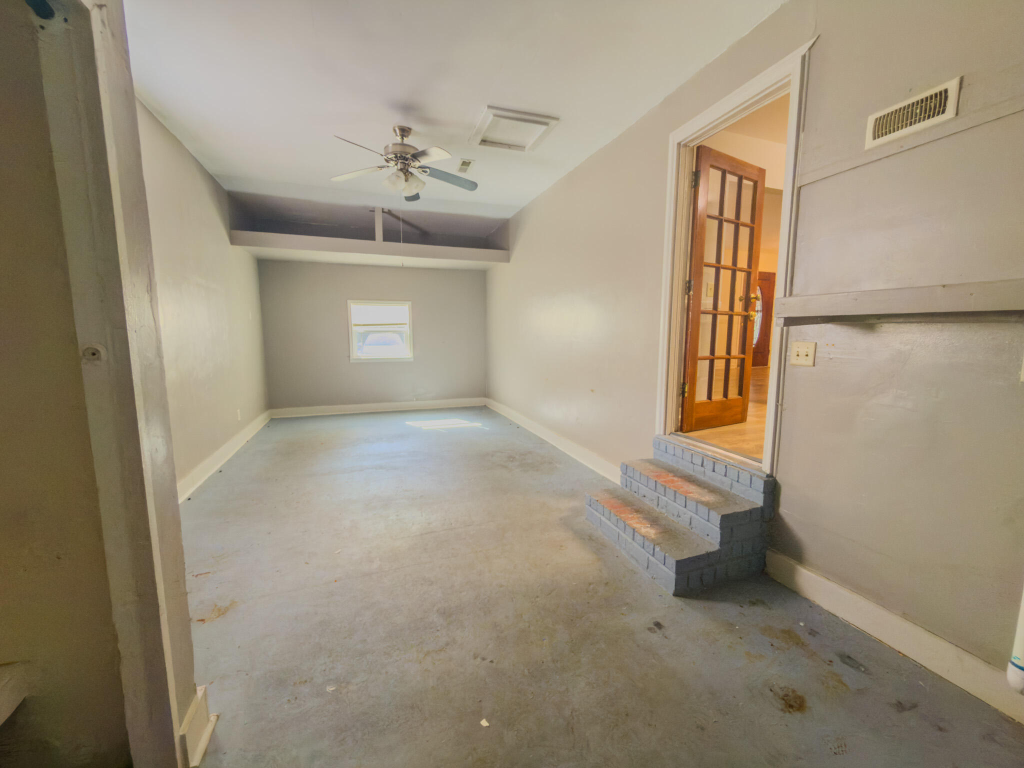 1648 Ocean Breeze Lane