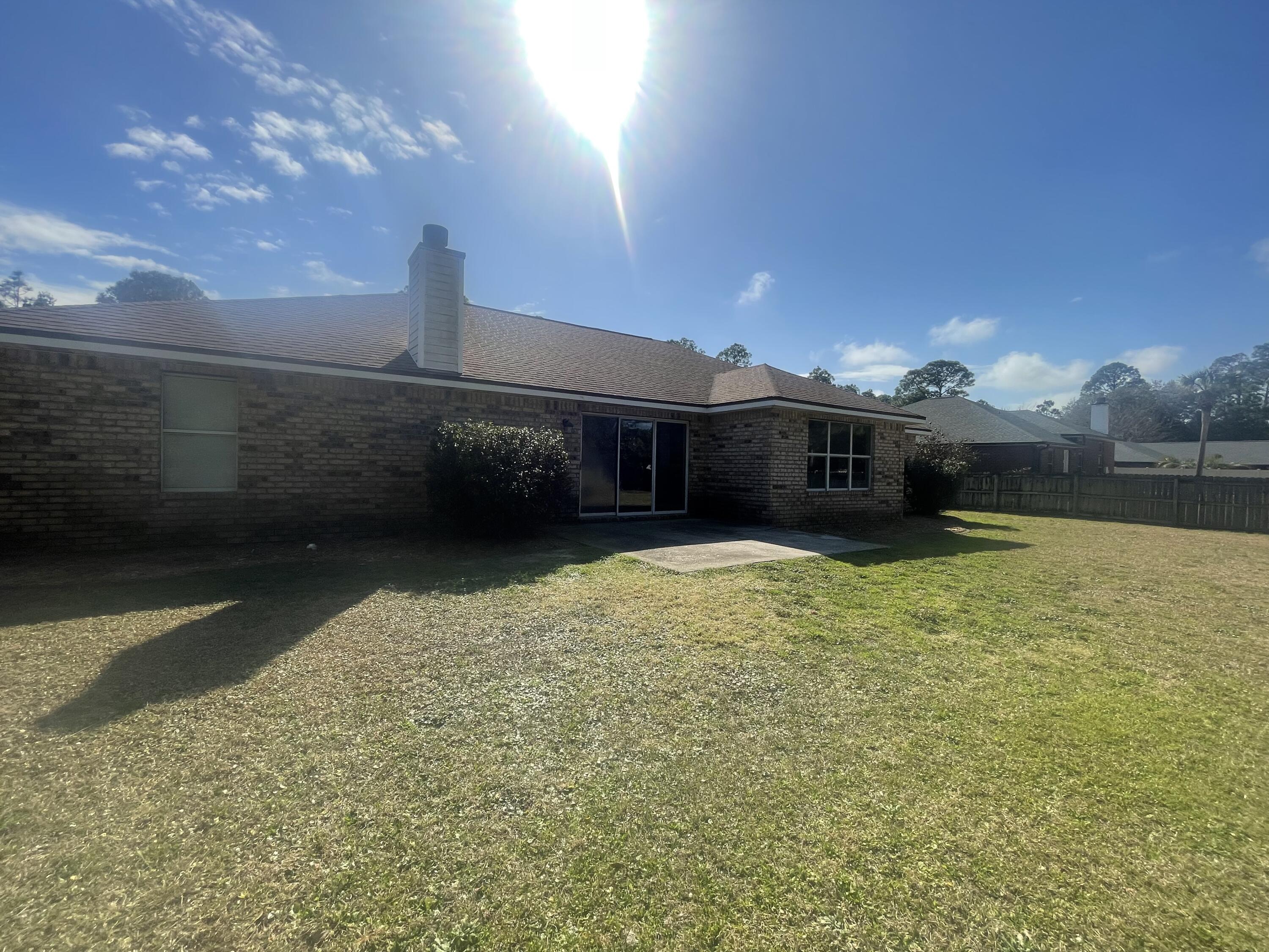 2321 Crescent Road