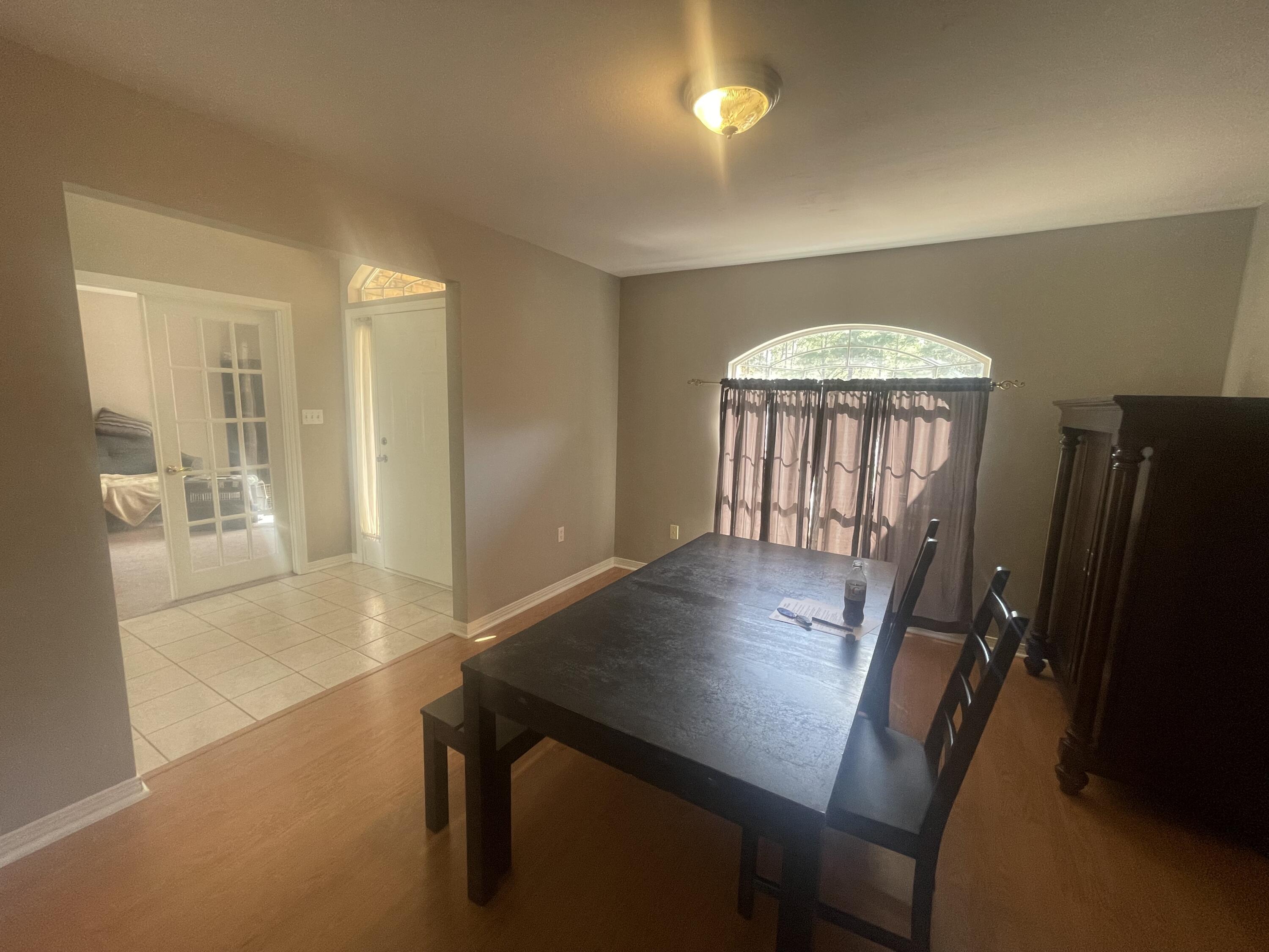 2321 Crescent Road