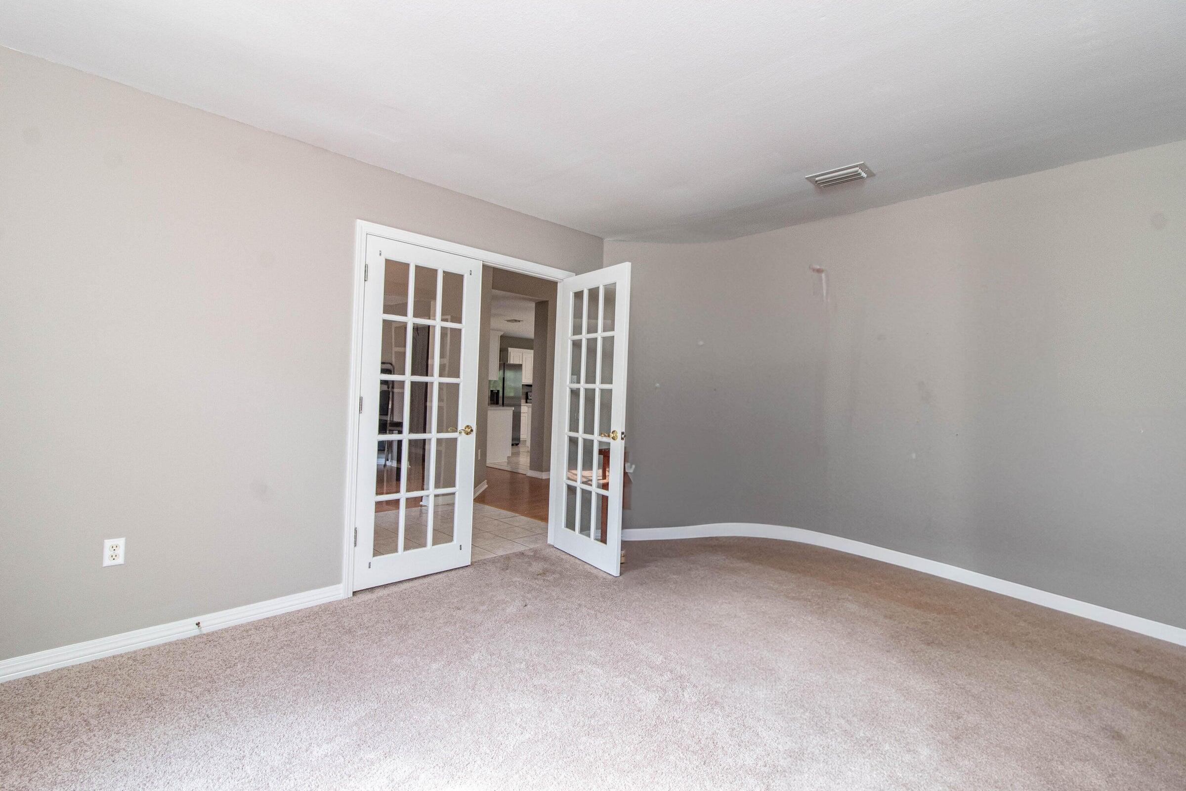 2321 Crescent Road