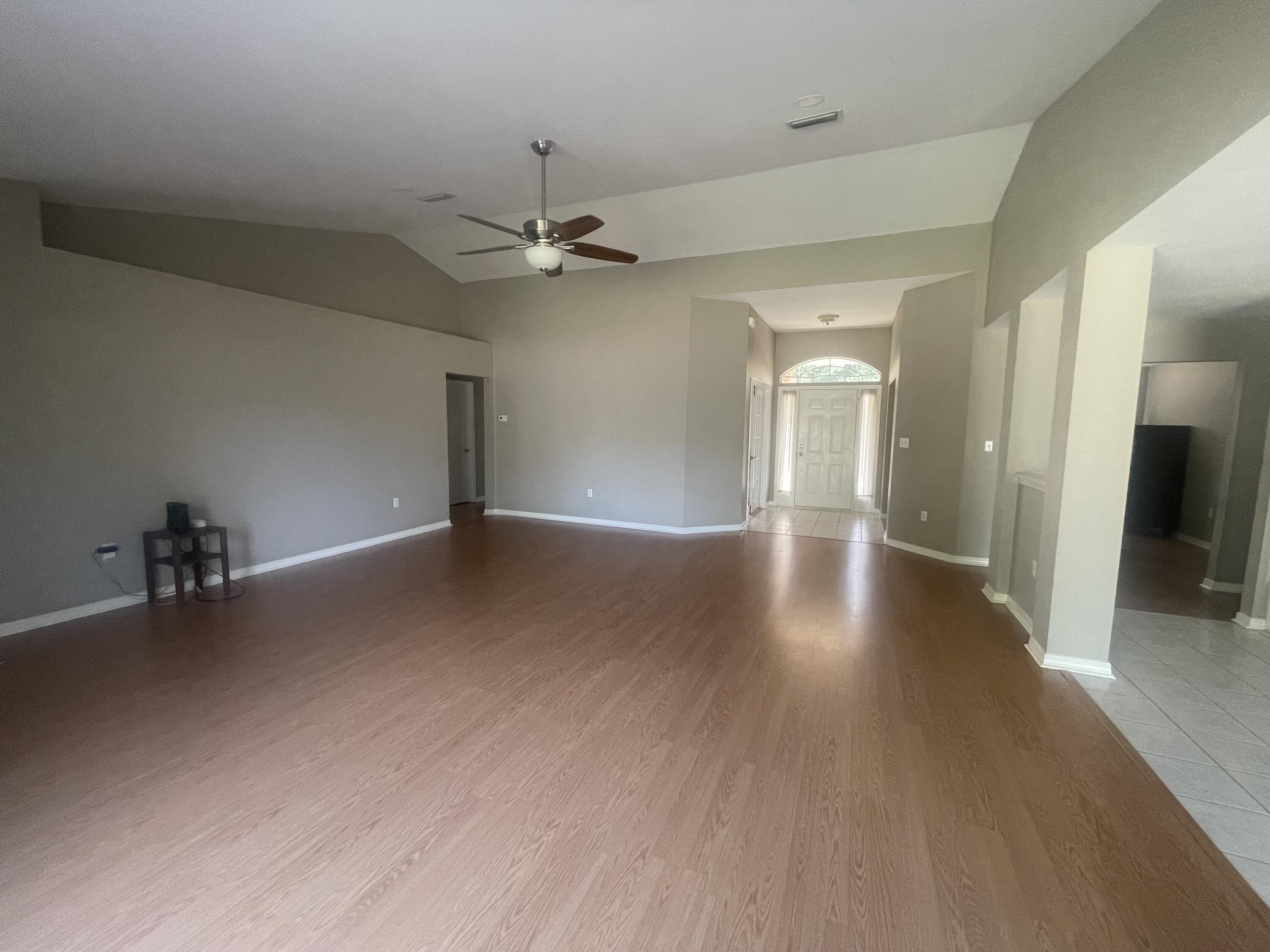 2321 Crescent Road