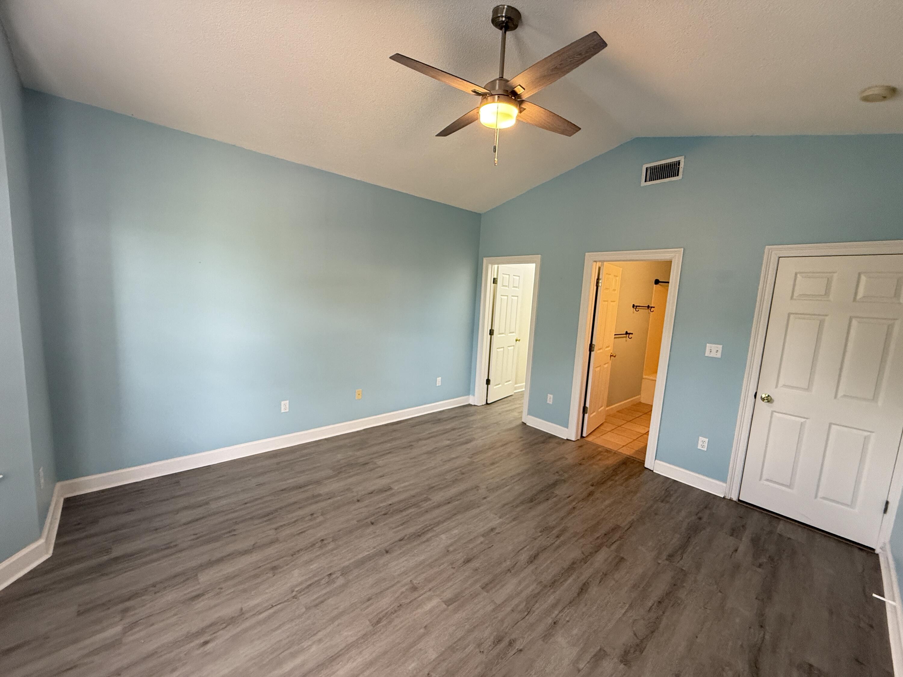 9697 Leeward Way