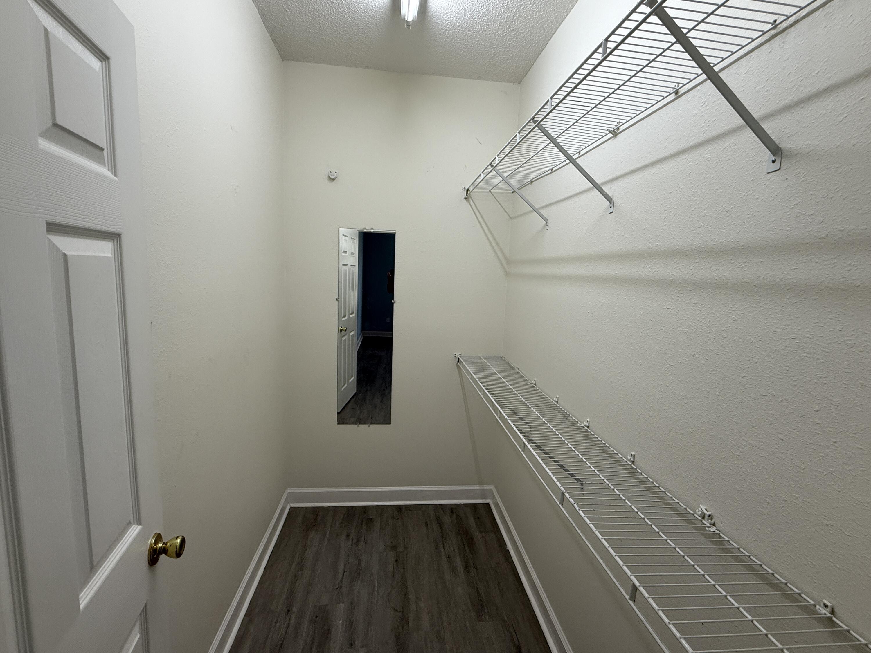 9697 Leeward Way