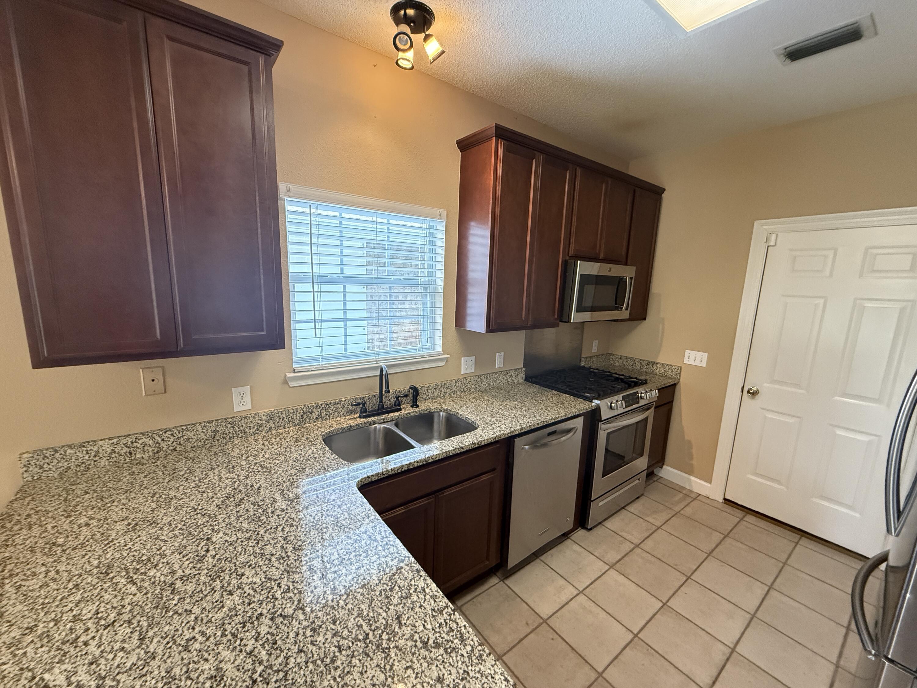 9697 Leeward Way