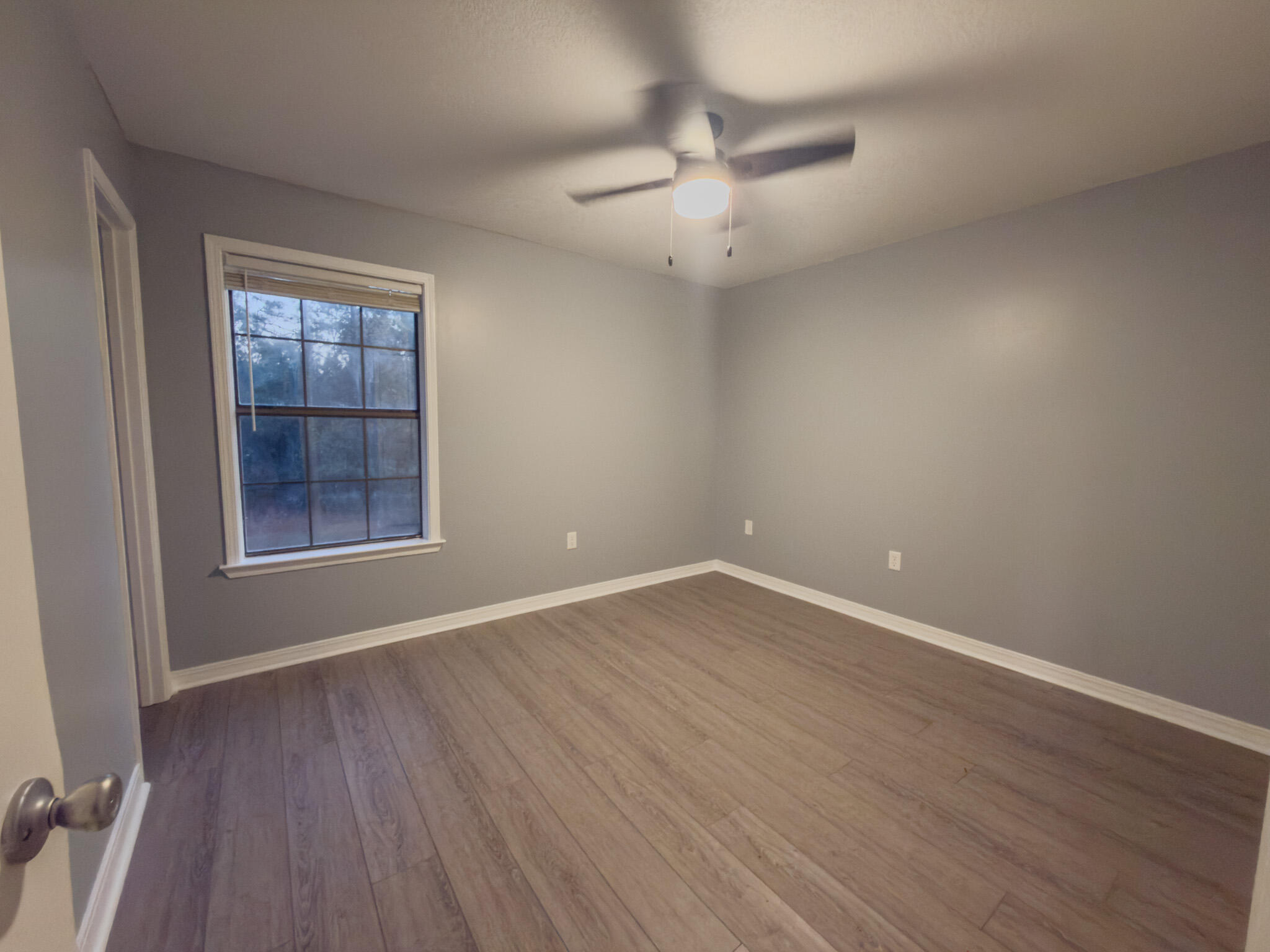 209 W Pinoak Court