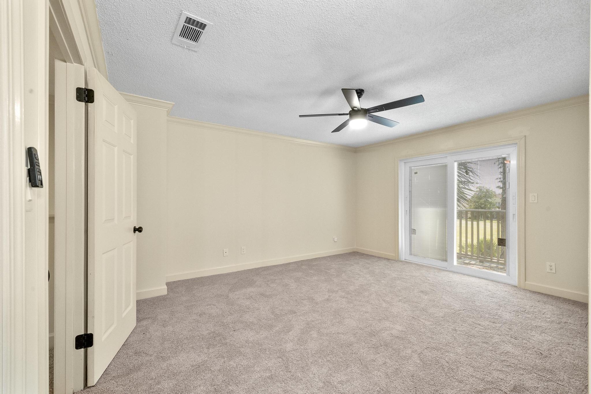 1185 Lionsgate Lane