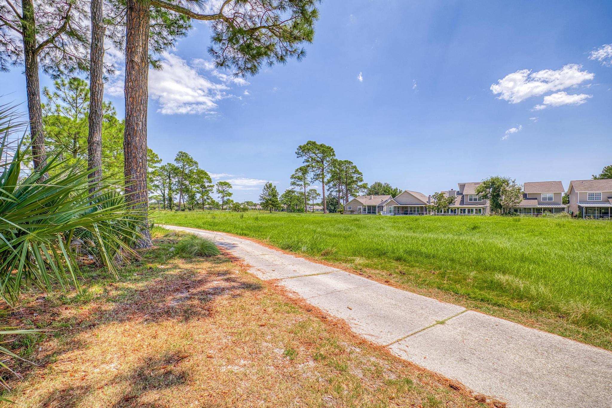 1185 Lionsgate Lane