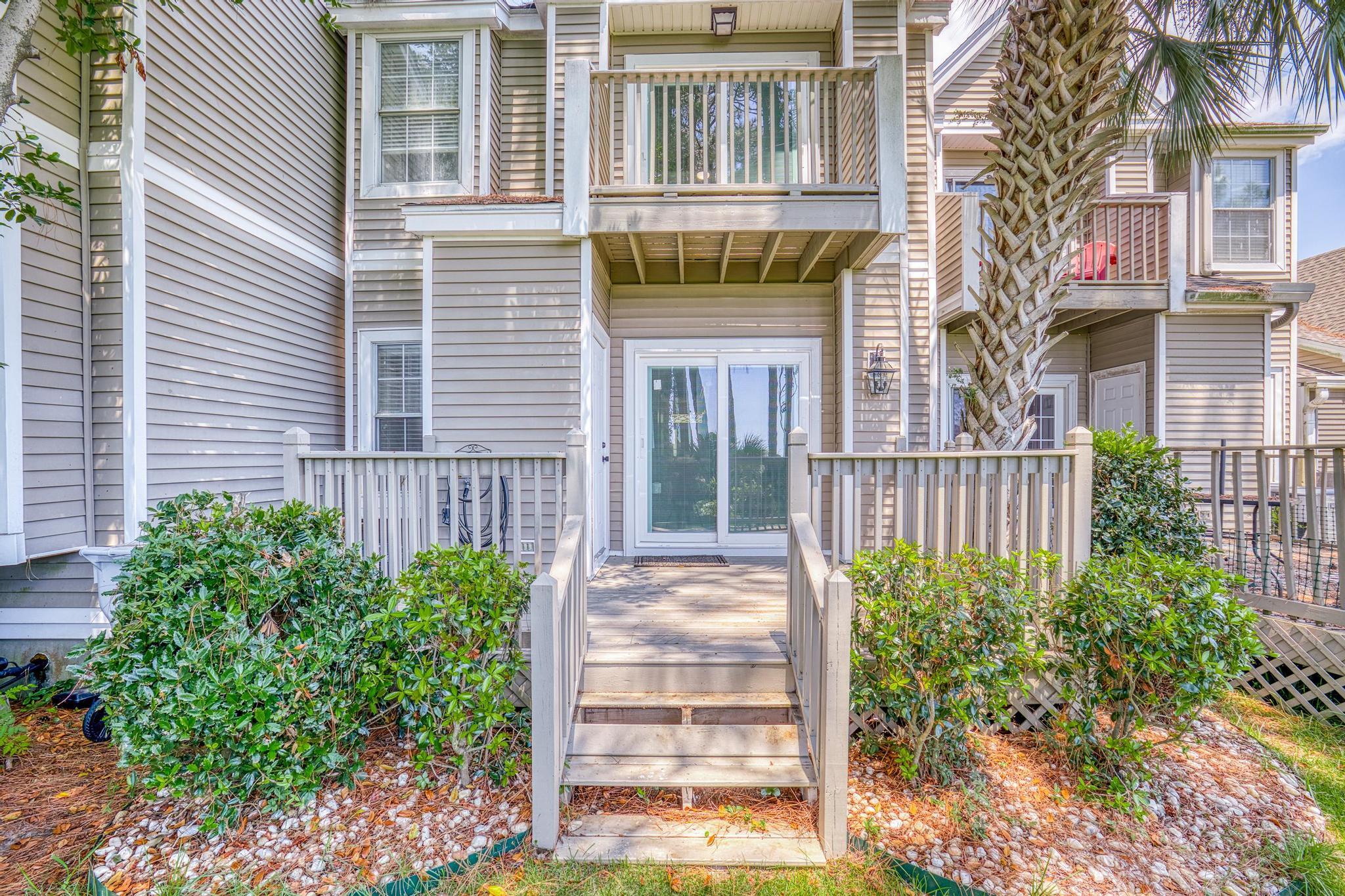 1185 Lionsgate Lane