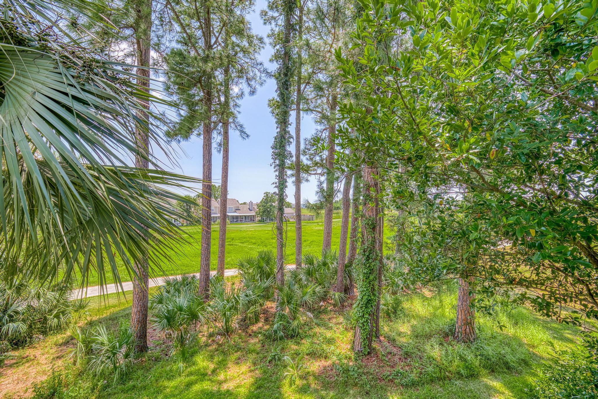 1185 Lionsgate Lane