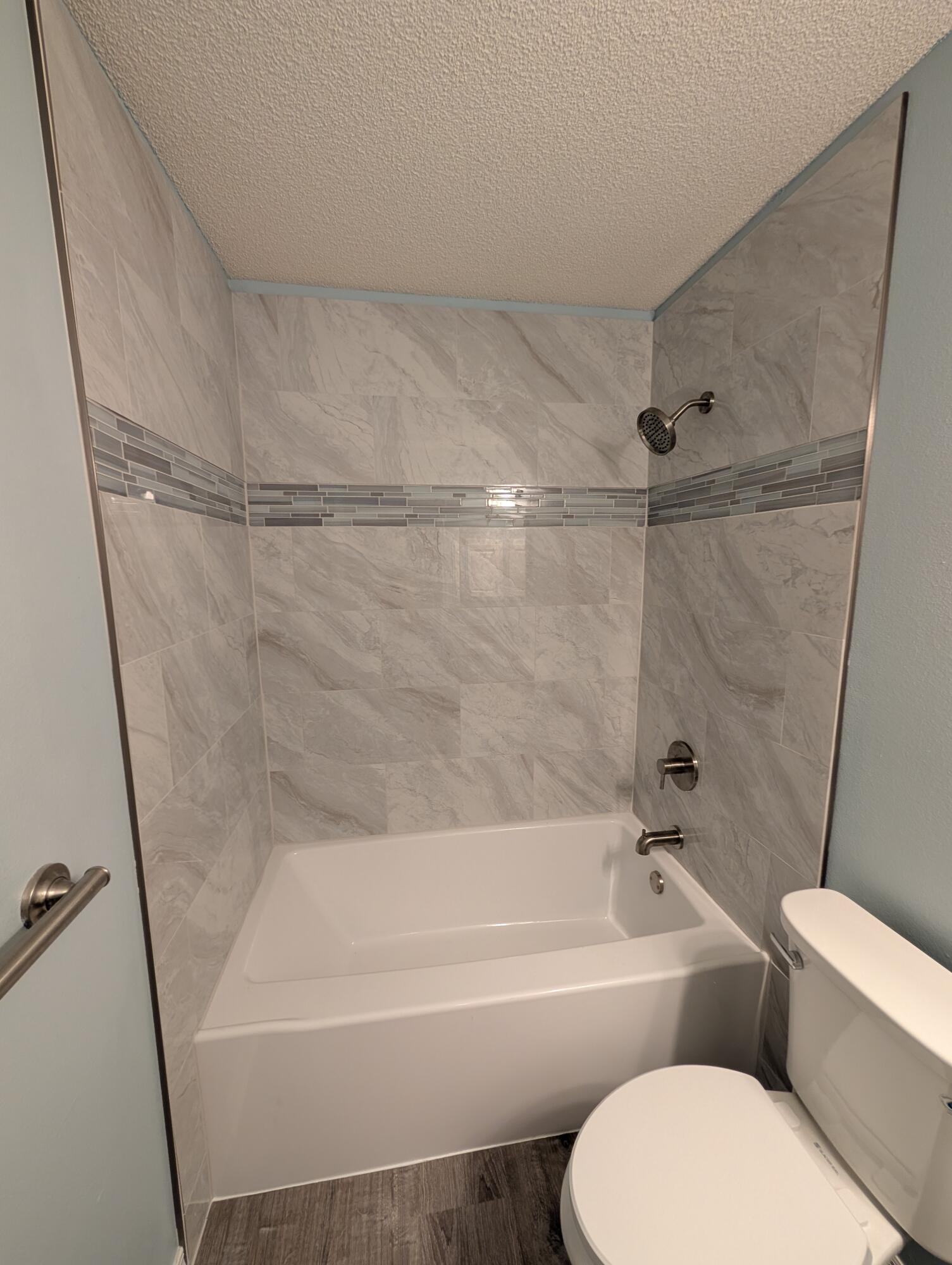 7331 Broadmoor Street