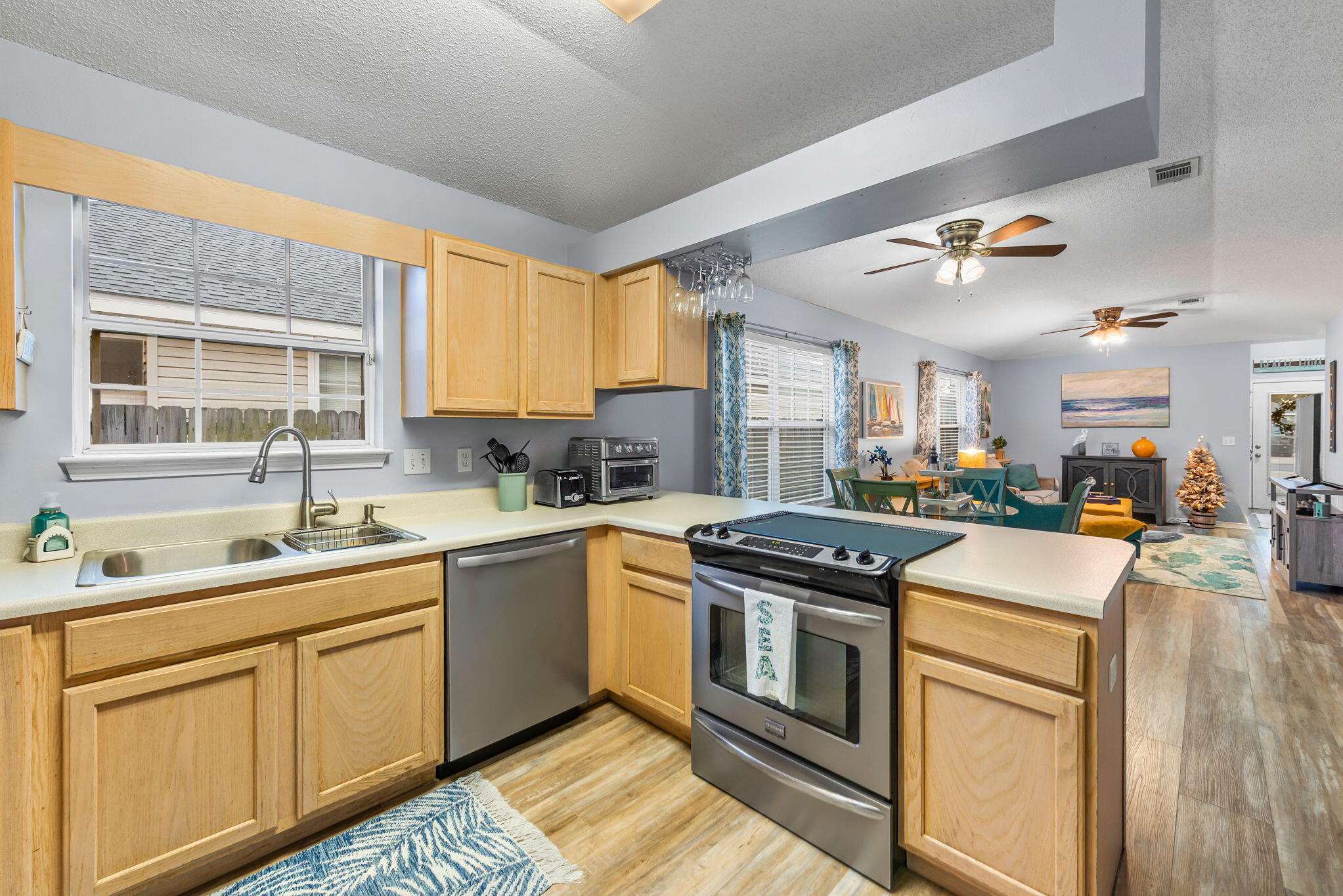 6454 Watermark Cove