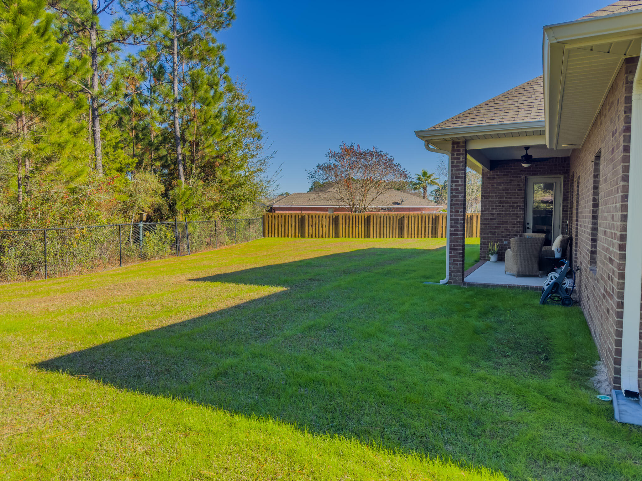 2512 Cove Road