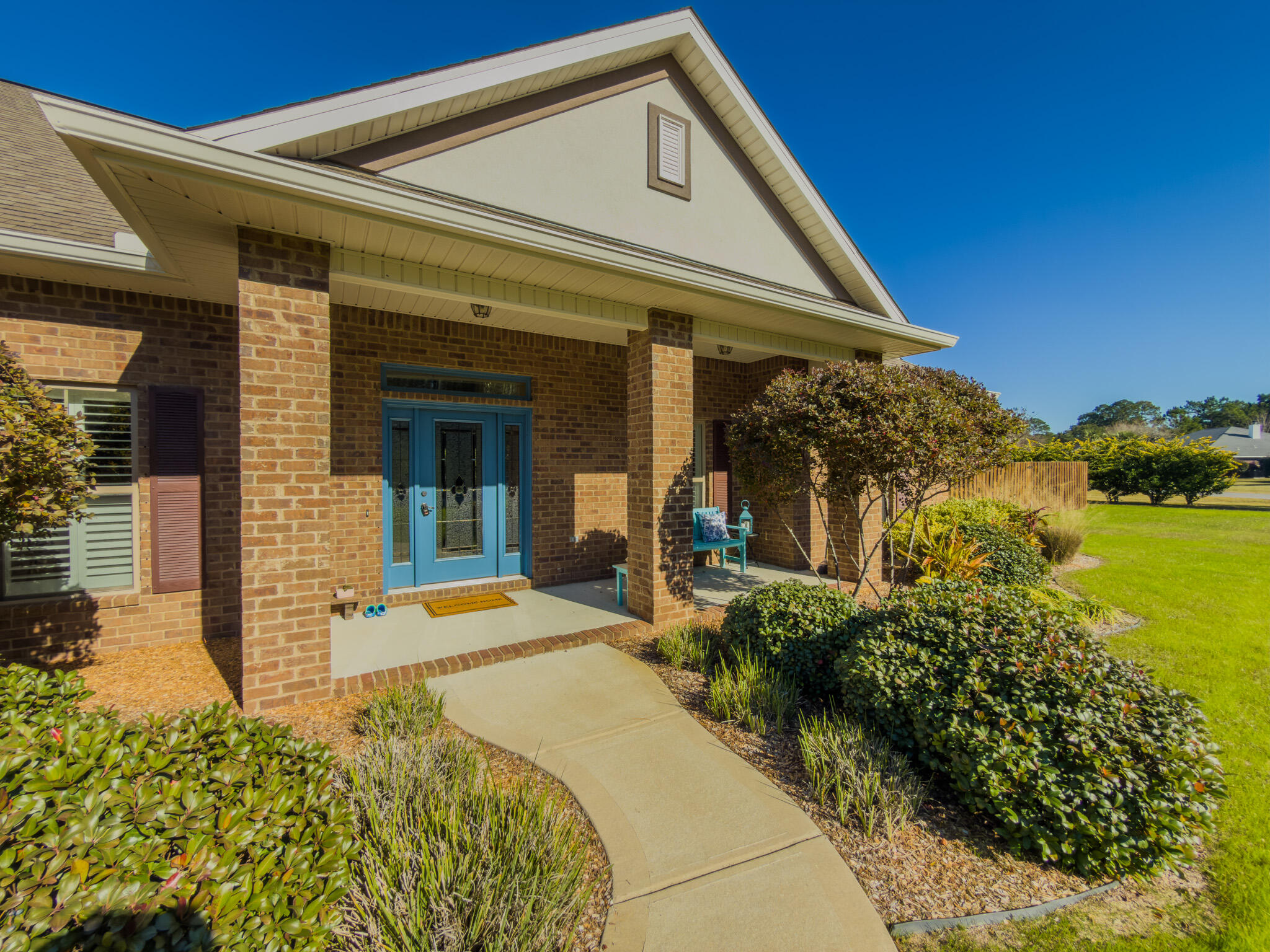 2512 Cove Road