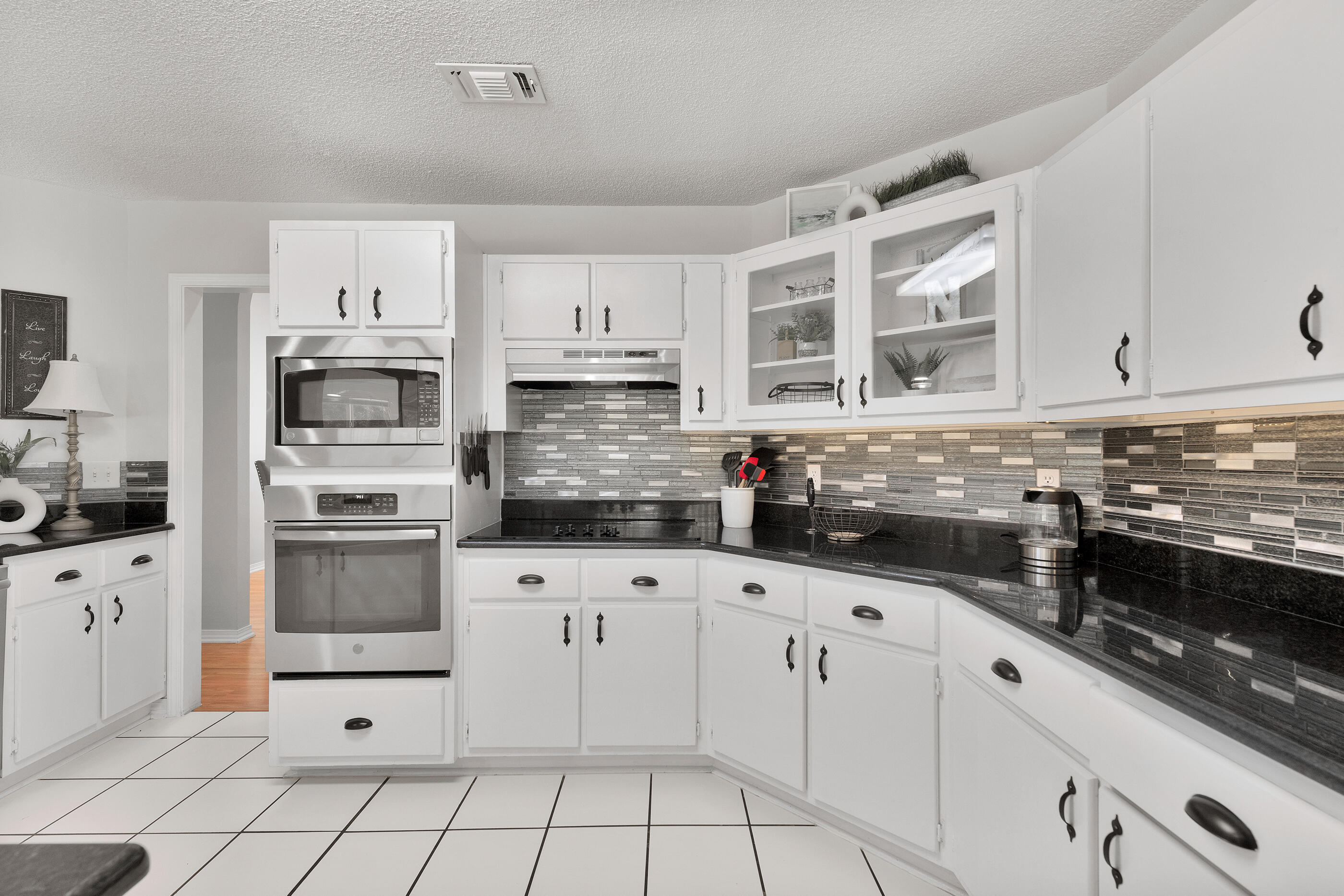 7152 Snug Waters Road