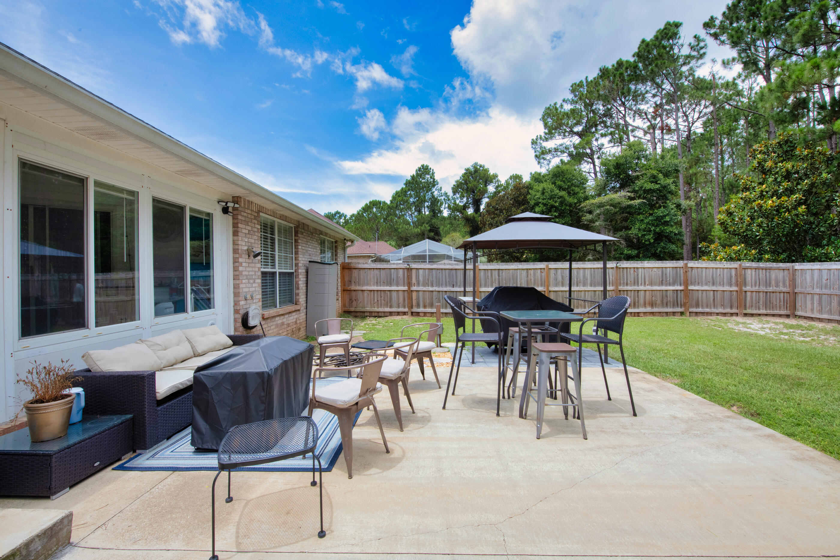 7152 Snug Waters Road