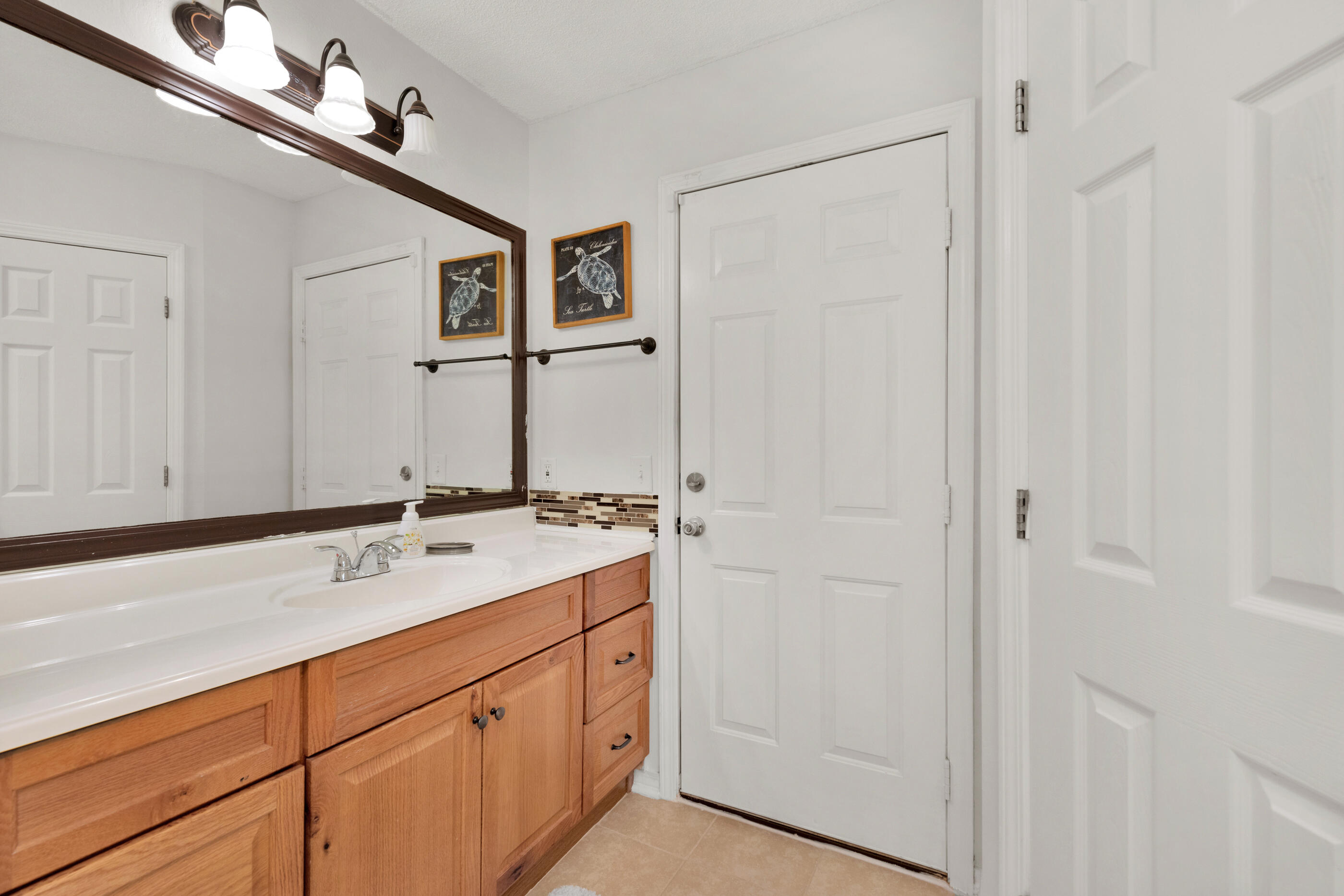 7152 Snug Waters Road