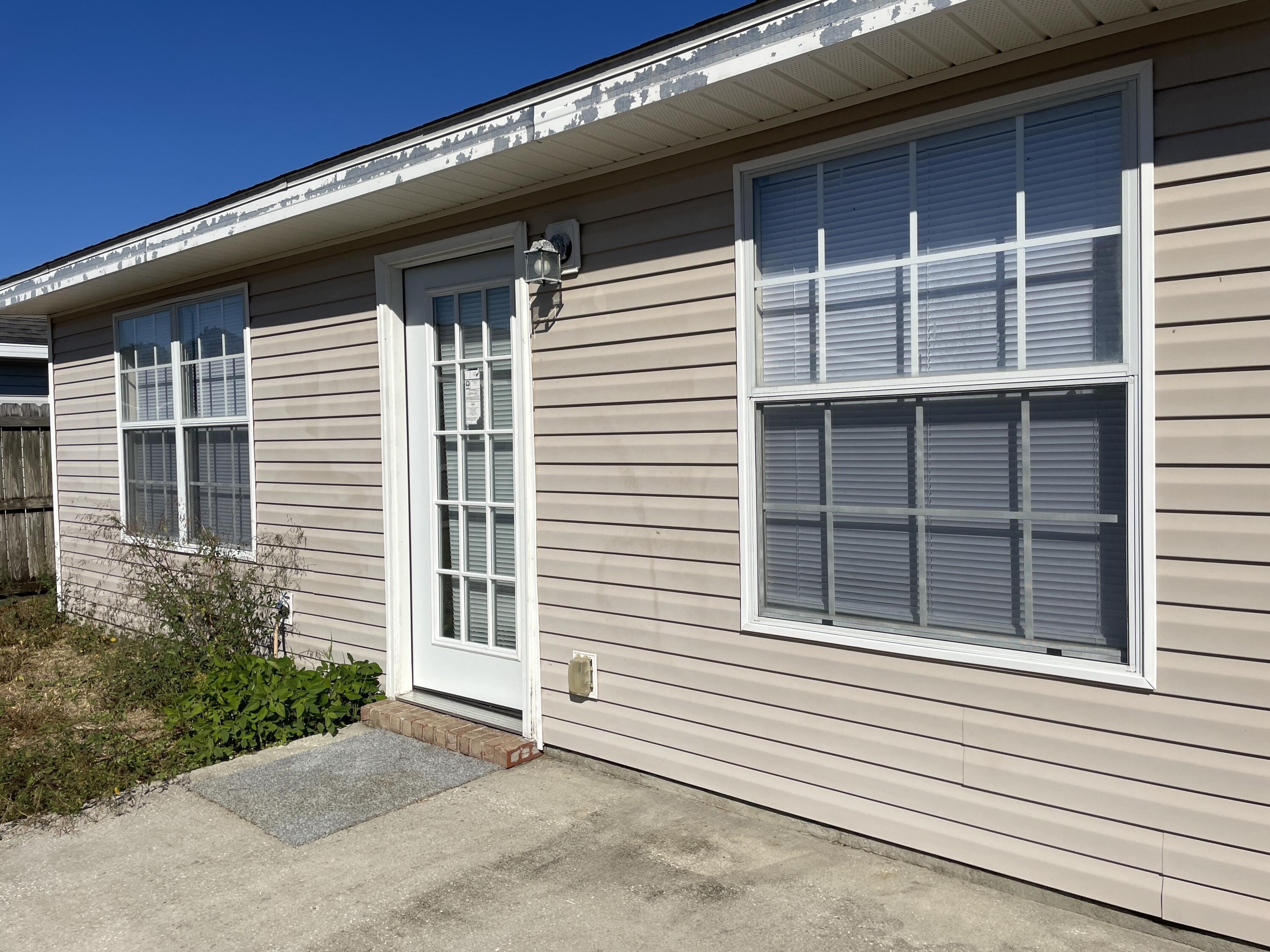 5539 Sea Spray Court