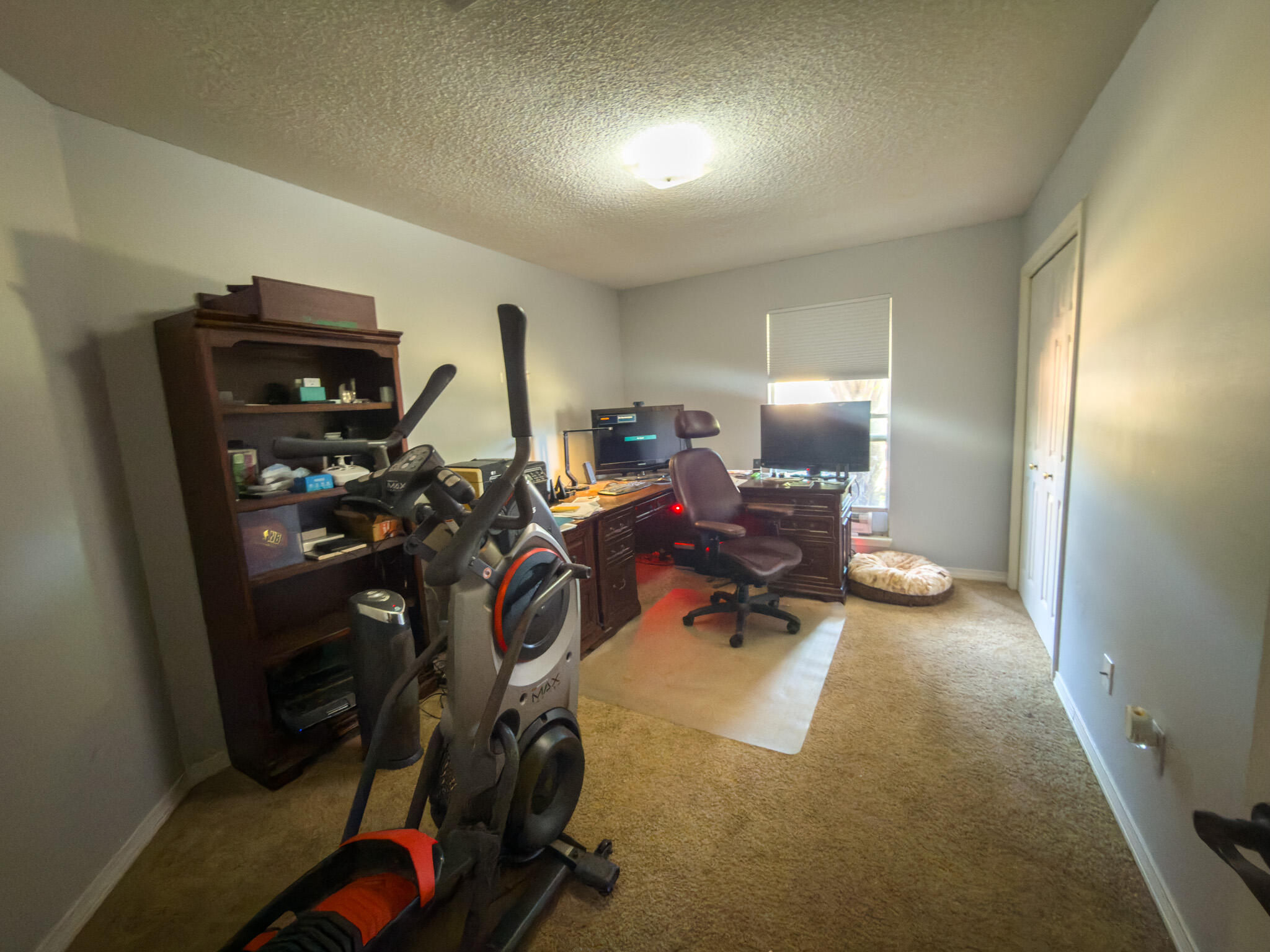 2381 Hilton Drive
