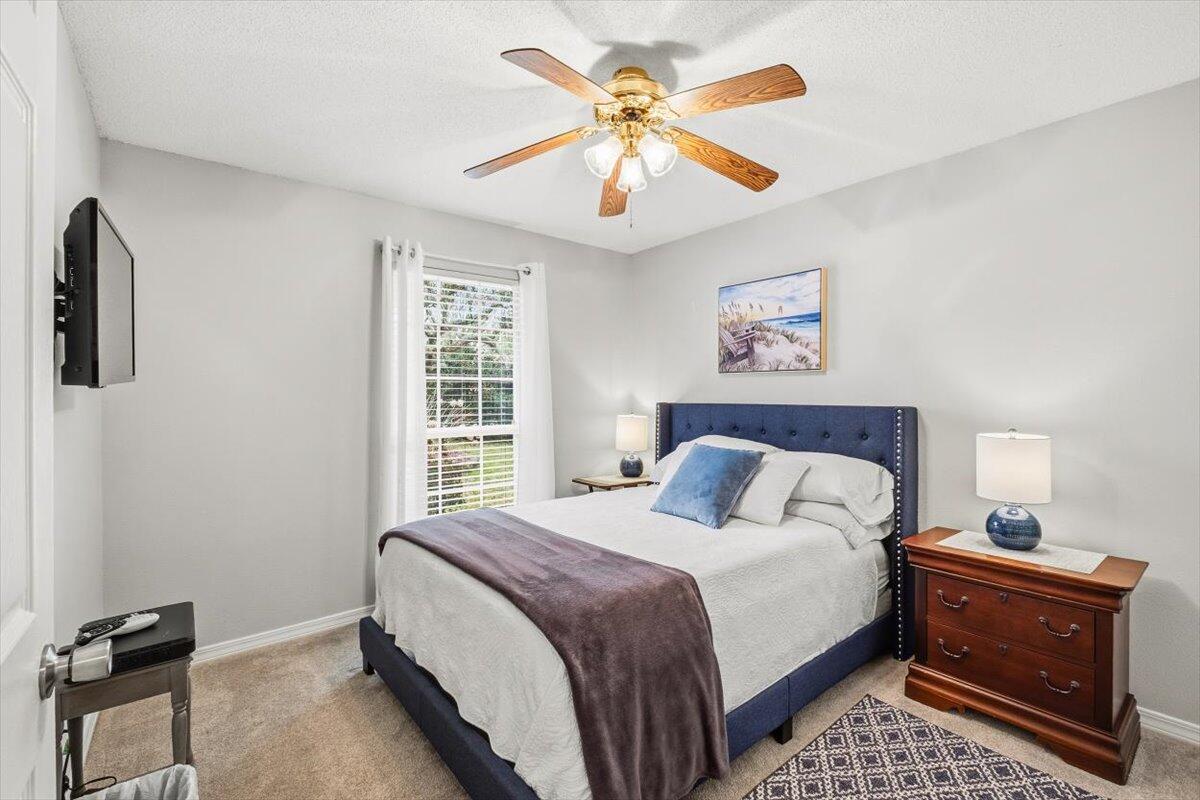 8134 Country Bay Boulevard