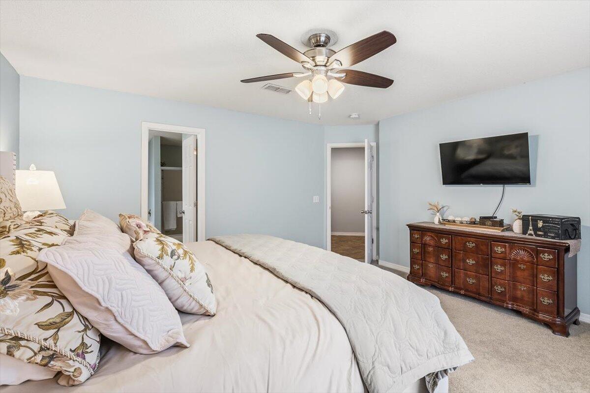 8134 Country Bay Boulevard