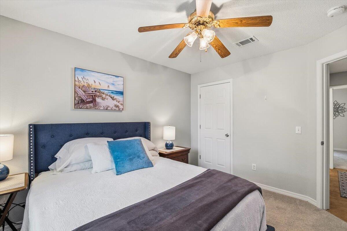 8134 Country Bay Boulevard