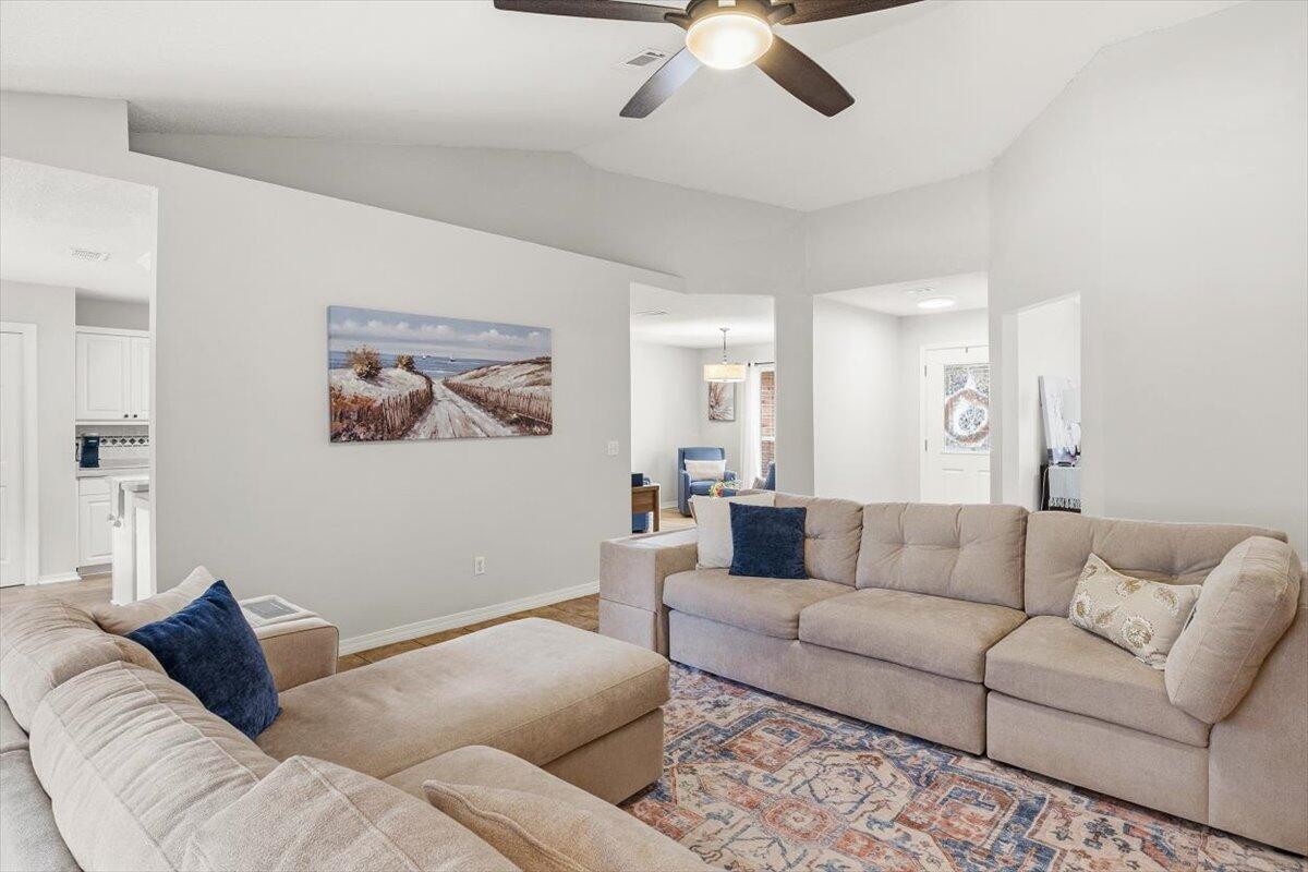 8134 Country Bay Boulevard