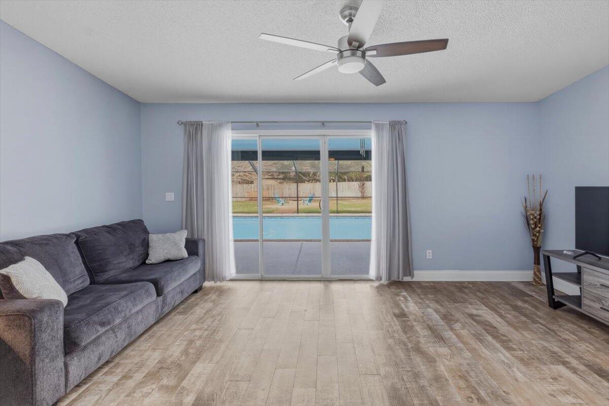2575 2nd Court