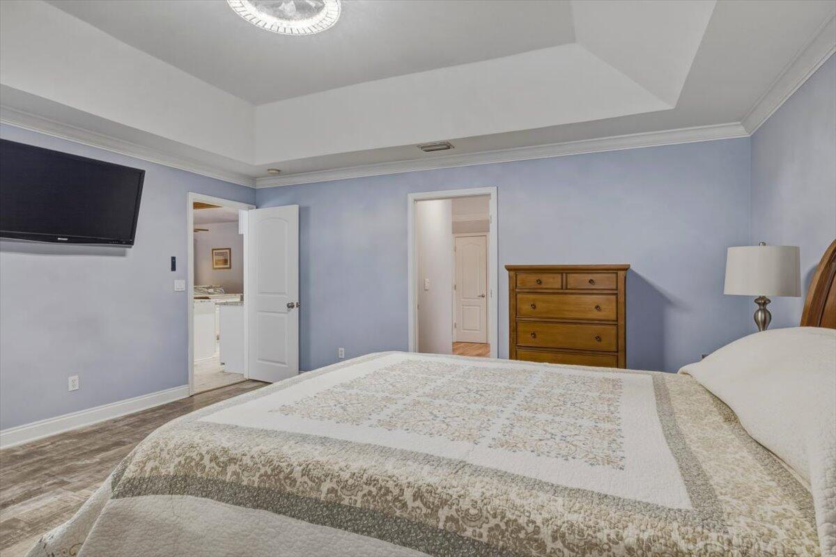 2575 2nd Court