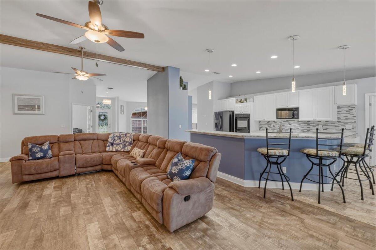 2575 2nd Court