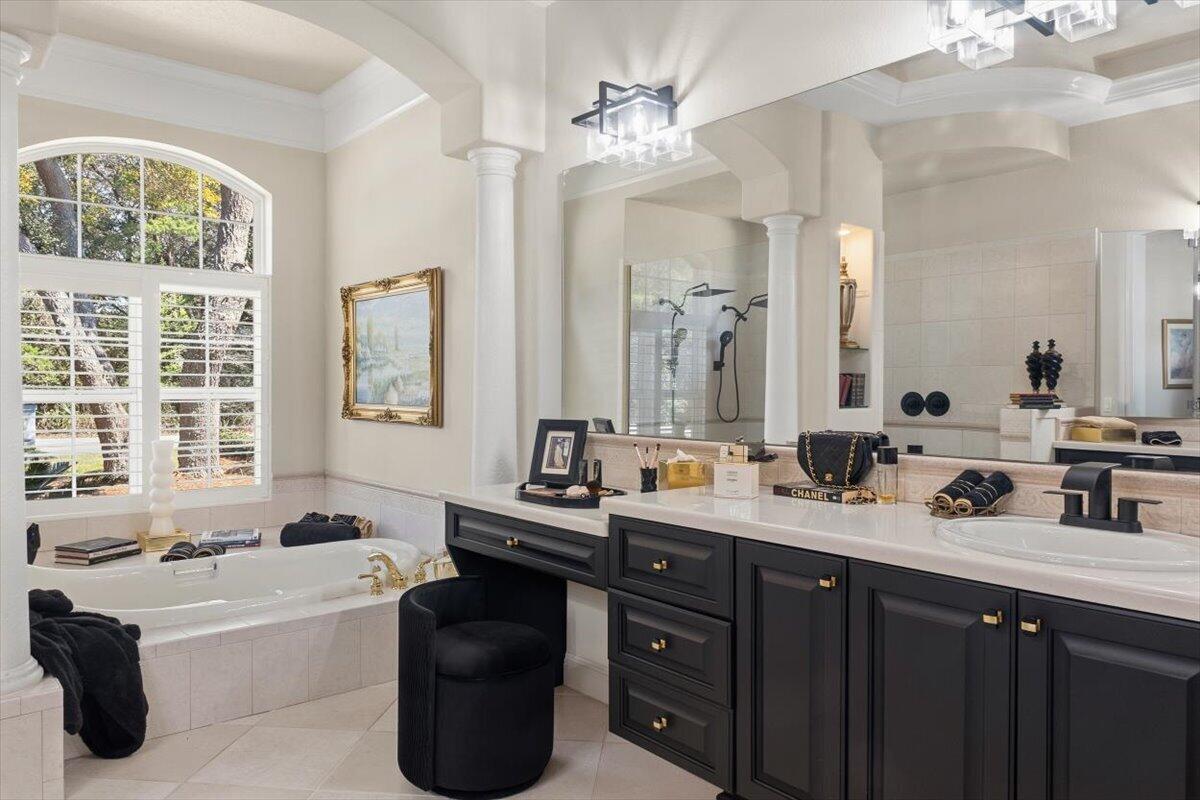 2835 Pebble Beach Drive