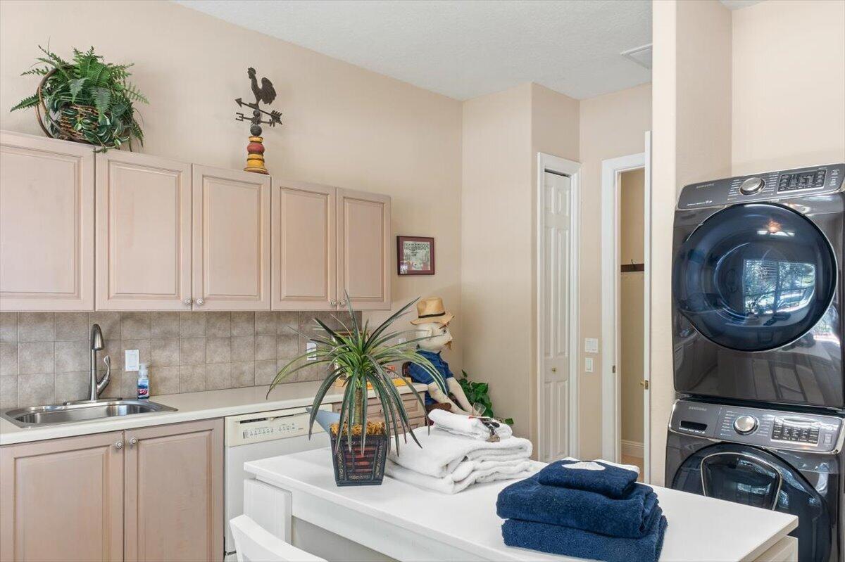 2835 Pebble Beach Drive